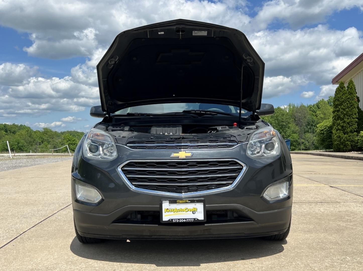 2017 GRAY /Black Cloth Chevrolet Equinox LT 2WD (2GNALCEKXH1) with an 2.4L 4 Cyl. engine, Automatic transmission, located at 2990 Old Orchard Rd., Jackson, MO, 63755, 37.354214, -89.612106 - 2017 Chevrolet Equinox LT 131xxx miles Front Wheel Drive 2.4L 4 Cyl. Automatic Backup Camera Bluetooth Cruise Power Windows/Locks/Mirrors We have financing available and we accept trades! Fill out a credit application on our website or come by today! If you have any questions, give us a ca - Photo#27
