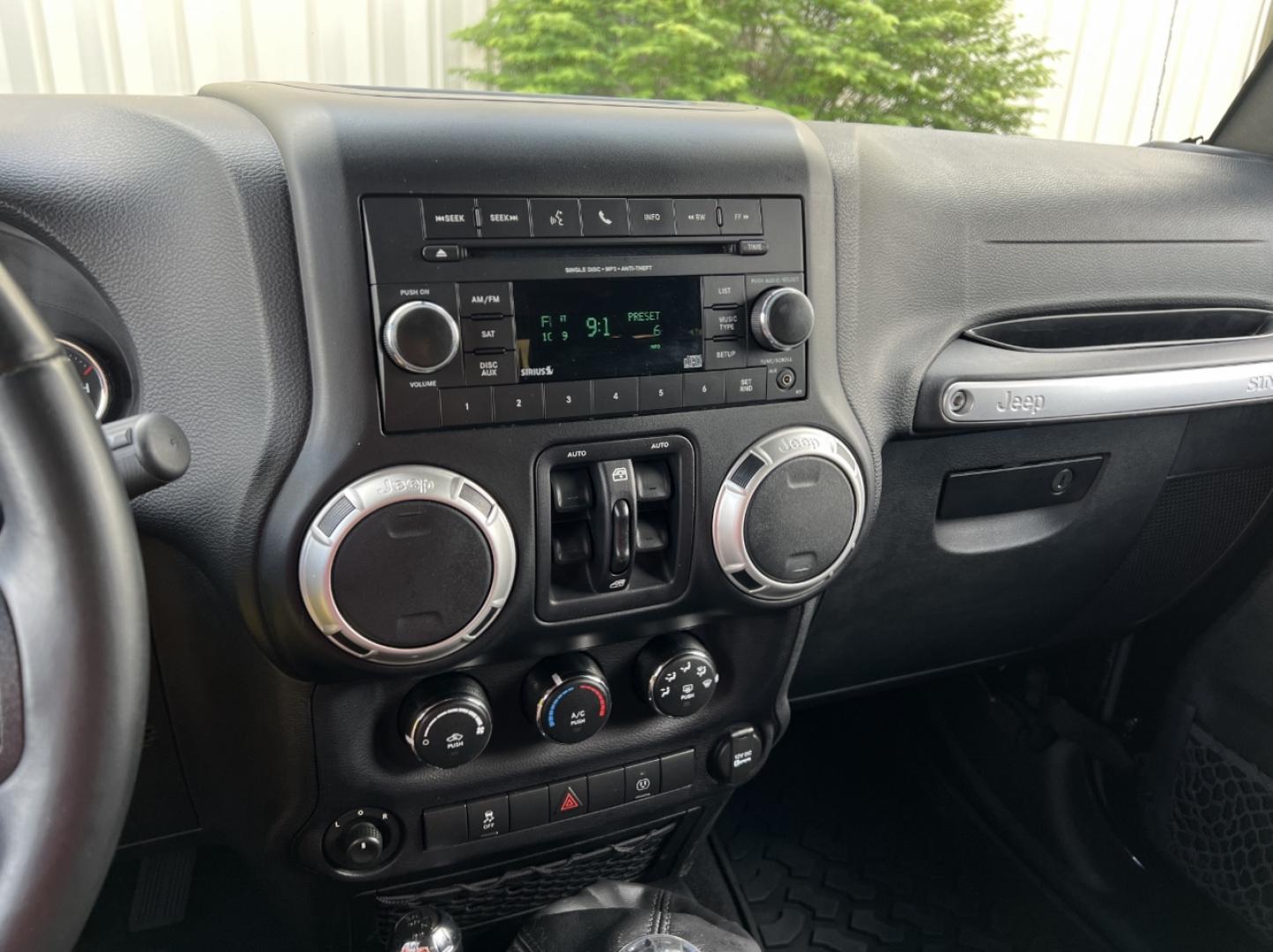 2016 BLACK /Black Cloth Jeep Wrangler Unlimited Sahara 4WD (1C4BJWEG6GL) with an 3.6L V6 engine, Manual transmission, located at 2990 Old Orchard Rd., Jackson, MO, 63755, 37.354214, -89.612106 - 2016 Jeep Wrangler Unlimited Sahara Only 90xxx miles 4x4 3.6L V6 6-Speed Manual Cruise Power Windows/Locks/Mirrors We have financing available and we accept trades! Fill out a credit application on our website or come by today! If you have any questions, give us a call at (573) 204-7777 or v - Photo#21