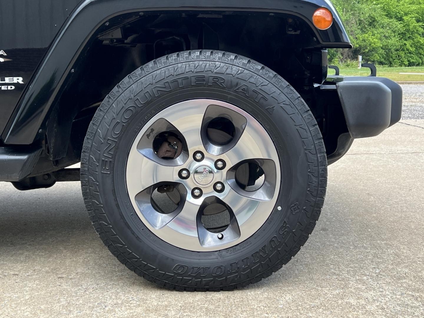 2016 BLACK /Black Cloth Jeep Wrangler Unlimited Sahara 4WD (1C4BJWEG6GL) with an 3.6L V6 engine, Manual transmission, located at 2990 Old Orchard Rd., Jackson, MO, 63755, 37.354214, -89.612106 - 2016 Jeep Wrangler Unlimited Sahara Only 90xxx miles 4x4 3.6L V6 6-Speed Manual Cruise Power Windows/Locks/Mirrors We have financing available and we accept trades! Fill out a credit application on our website or come by today! If you have any questions, give us a call at (573) 204-7777 or v - Photo#32