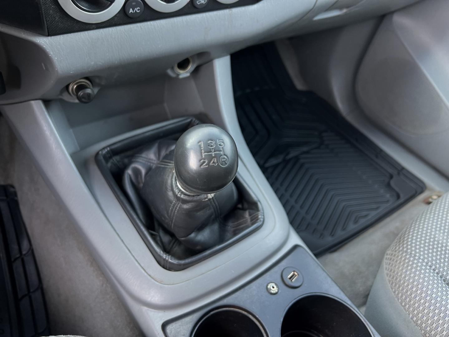 2008 BLACK /Gray Cloth Toyota Tacoma Access Cab 2WD (5TETX22N28Z) with an 2.7L 4 Cyl. engine, Automatic transmission, located at 2990 Old Orchard Rd., Jackson, MO, 63755, 37.354214, -89.612106 - 2008 Toyota Tacoma 187xxx miles Rear Wheel Drive 2.7L 4 Cyl. 5-Speed Manual We have financing available and we accept trades! Fill out a credit application on our website or come by today! If you have any questions, give us a call at (573) 204-7777 or visit our website at firstautocredit.com. - Photo#19