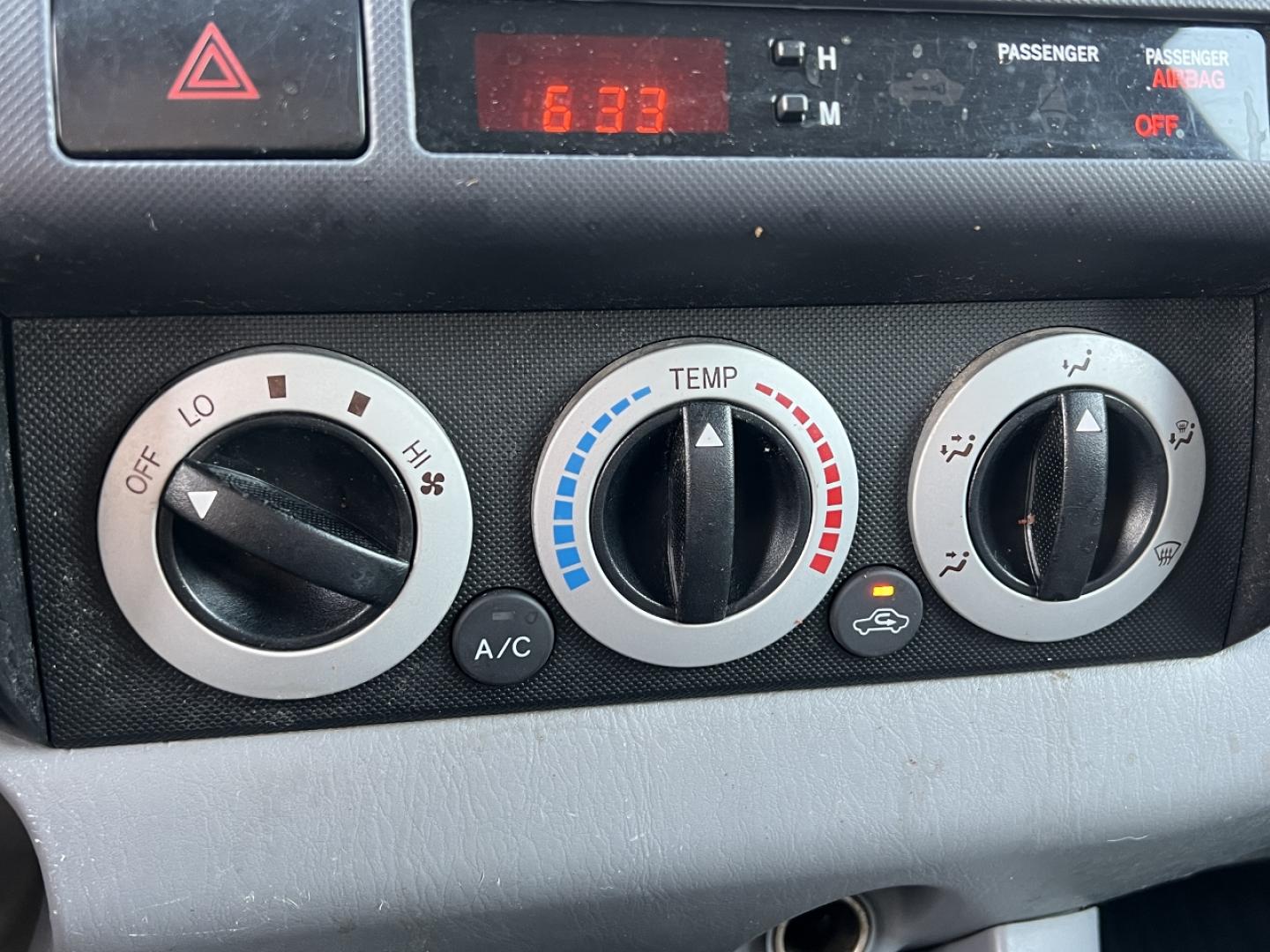 2008 BLACK /Gray Cloth Toyota Tacoma Access Cab 2WD (5TETX22N28Z) with an 2.7L 4 Cyl. engine, Automatic transmission, located at 2990 Old Orchard Rd., Jackson, MO, 63755, 37.354214, -89.612106 - 2008 Toyota Tacoma 187xxx miles Rear Wheel Drive 2.7L 4 Cyl. 5-Speed Manual We have financing available and we accept trades! Fill out a credit application on our website or come by today! If you have any questions, give us a call at (573) 204-7777 or visit our website at firstautocredit.com. - Photo#22