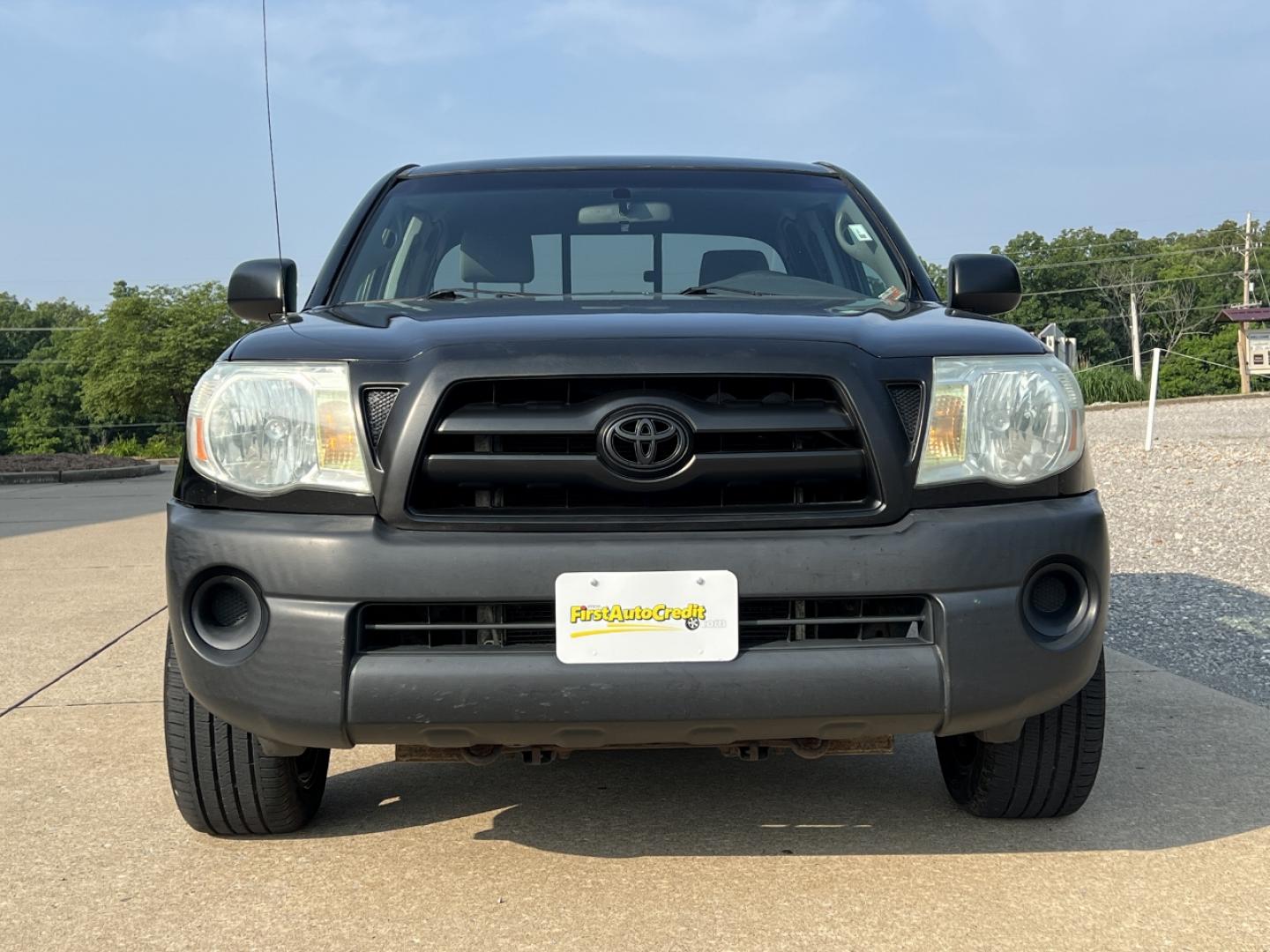 2008 BLACK /Gray Cloth Toyota Tacoma Access Cab 2WD (5TETX22N28Z) with an 2.7L 4 Cyl. engine, Automatic transmission, located at 2990 Old Orchard Rd., Jackson, MO, 63755, 37.354214, -89.612106 - 2008 Toyota Tacoma 187xxx miles Rear Wheel Drive 2.7L 4 Cyl. 5-Speed Manual We have financing available and we accept trades! Fill out a credit application on our website or come by today! If you have any questions, give us a call at (573) 204-7777 or visit our website at firstautocredit.com. - Photo#8