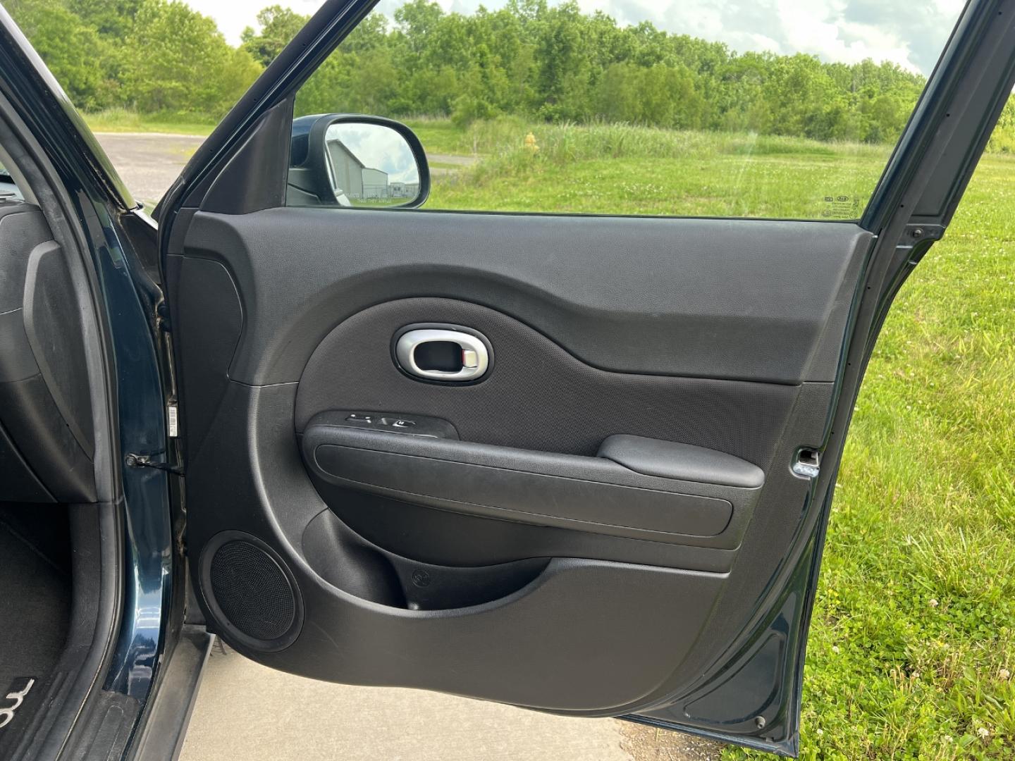2018 BLUE /Black Cloth Kia Soul + (KNDJP3A51J7) with an 2.0L 4 Cyl. engine, Automatic transmission, located at 506 S. Kingshighway, Cape Girardeau, MO, 63703, (573) 235-5000, 37.294994, -89.556206 - 2018 Kia Soul + 97xxx miles Front Wheel Drive 2.0L 4 Cyl. Automatic Backup Camera Bluetooth Cruise Power Windows/Locks/Mirrors We have financing available and we accept trades! Fill out a credit application on our website or come by today! If you have any questions, give us a call at (573) - Photo#12