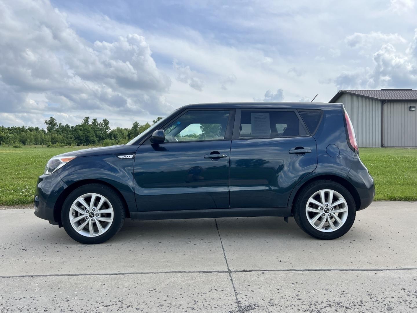 2018 BLUE /Black Cloth Kia Soul + (KNDJP3A51J7) with an 2.0L 4 Cyl. engine, Automatic transmission, located at 506 S. Kingshighway, Cape Girardeau, MO, 63703, (573) 235-5000, 37.294994, -89.556206 - 2018 Kia Soul + 97xxx miles Front Wheel Drive 2.0L 4 Cyl. Automatic Backup Camera Bluetooth Cruise Power Windows/Locks/Mirrors We have financing available and we accept trades! Fill out a credit application on our website or come by today! If you have any questions, give us a call at (573) - Photo#4