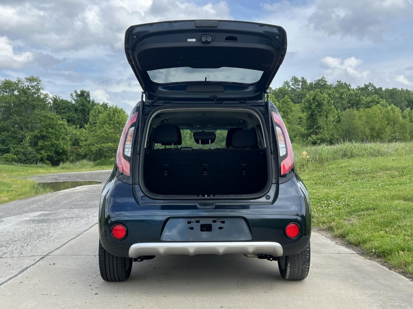 2018 BLUE /Black Cloth Kia Soul + (KNDJP3A51J7) with an 2.0L 4 Cyl. engine, Automatic transmission, located at 506 S. Kingshighway, Cape Girardeau, MO, 63703, (573) 235-5000, 37.294994, -89.556206 - 2018 Kia Soul + 97xxx miles Front Wheel Drive 2.0L 4 Cyl. Automatic Backup Camera Bluetooth Cruise Power Windows/Locks/Mirrors We have financing available and we accept trades! Fill out a credit application on our website or come by today! If you have any questions, give us a call at (573) - Photo#16