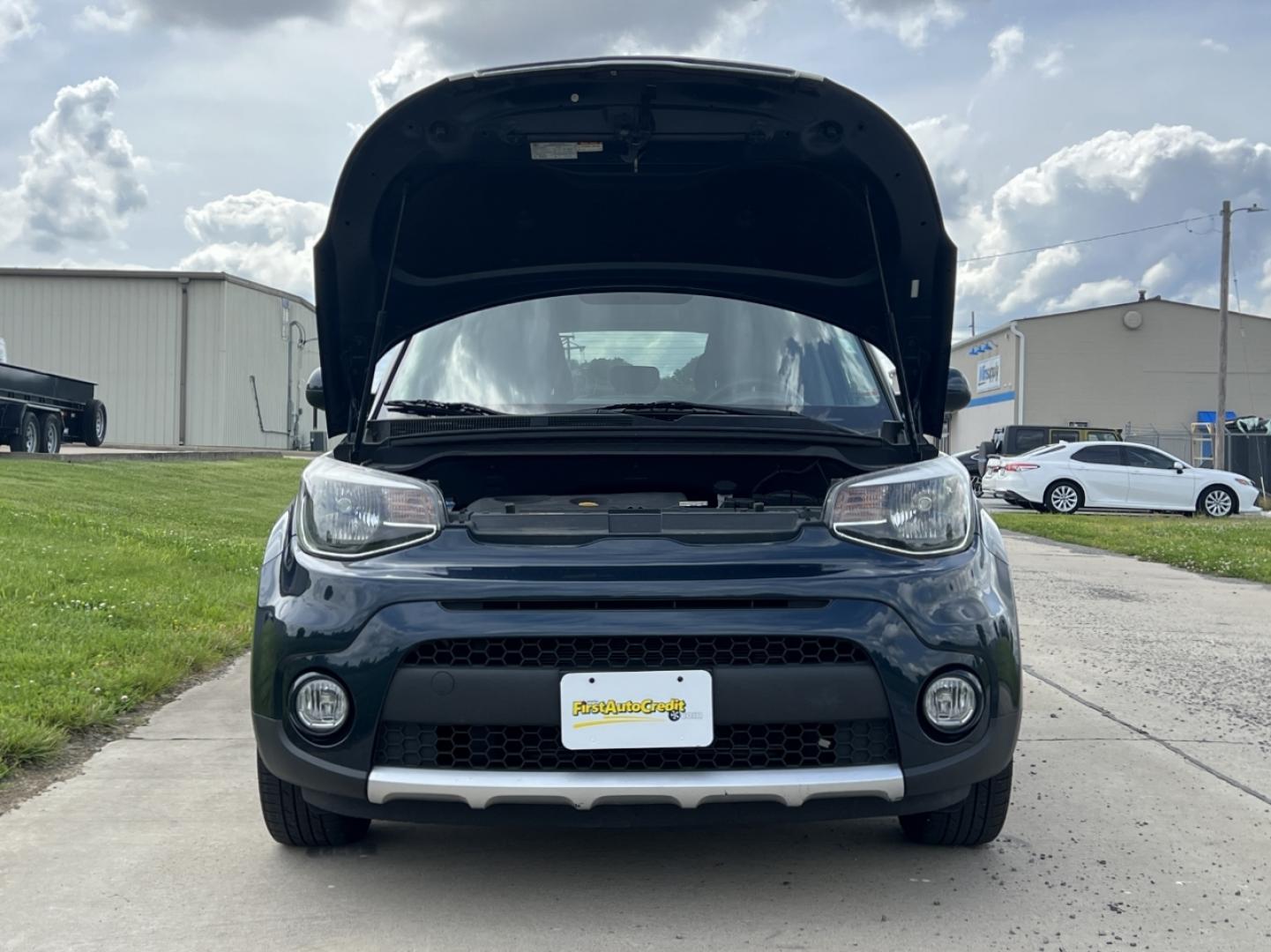 2018 BLUE /Black Cloth Kia Soul + (KNDJP3A51J7) with an 2.0L 4 Cyl. engine, Automatic transmission, located at 506 S. Kingshighway, Cape Girardeau, MO, 63703, (573) 235-5000, 37.294994, -89.556206 - 2018 Kia Soul + 97xxx miles Front Wheel Drive 2.0L 4 Cyl. Automatic Backup Camera Bluetooth Cruise Power Windows/Locks/Mirrors We have financing available and we accept trades! Fill out a credit application on our website or come by today! If you have any questions, give us a call at (573) - Photo#27
