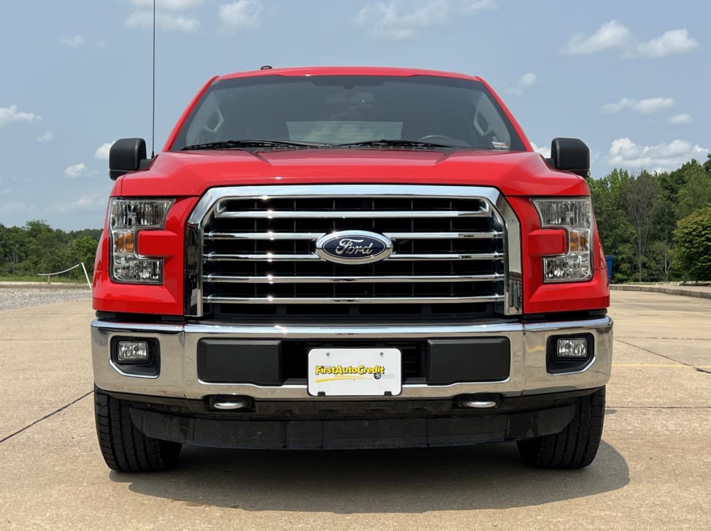 2015 RED /Gray Cloth Ford F-150 XLT SuperCrew 6.5-ft. Bed 4WD (1FTEW1EP6FK) with an 2.7L V6 engine, Automatic transmission, located at 2990 Old Orchard Rd., Jackson, MO, 63755, 37.354214, -89.612106 - 2015 Ford F-150 XLT Only 48xxx miles 4x4 2.7L V6 Automatic Backup Camera Power Driver Seat New Tires Bluetooth Cruise Power Windows/Locks/Mirrors We have financing available and we accept trades! Fill out a credit application on our website or come by today! If you have any questions, gi - Photo#11