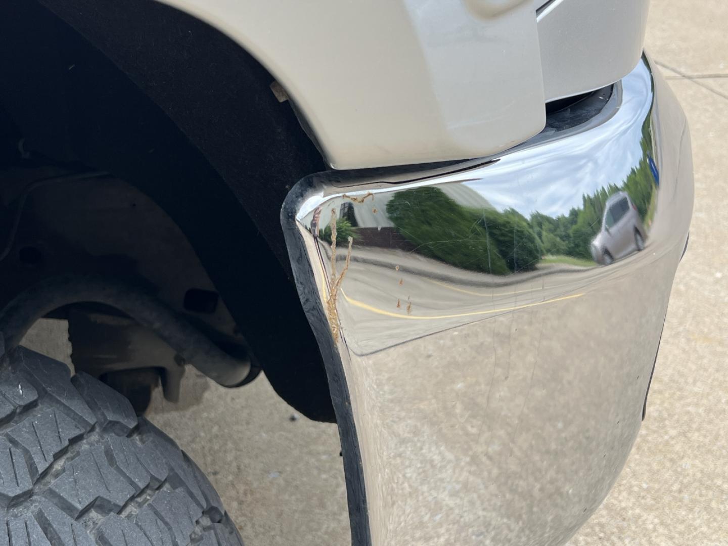 2015 SILVER /Black Leather GMC Sierra 2500HD SLT Crew Cab 4WD (1GT12ZEG4FF) with an 6.0L V8 engine, Automatic transmission, located at 2990 Old Orchard Rd., Jackson, MO, 63755, 37.354214, -89.612106 - 2015 GMC Sierra 2500HD SLT 166xxx miles 4x4 6.0L V8 Automatic Leather Navigation Power/Heated Seats Backup Camera Bluetooth Remote Start Cruise Power Windows/Locks/Mirrors We have financing available and we accept trades! Fill out a credit application on our website or come by today! I - Photo#51