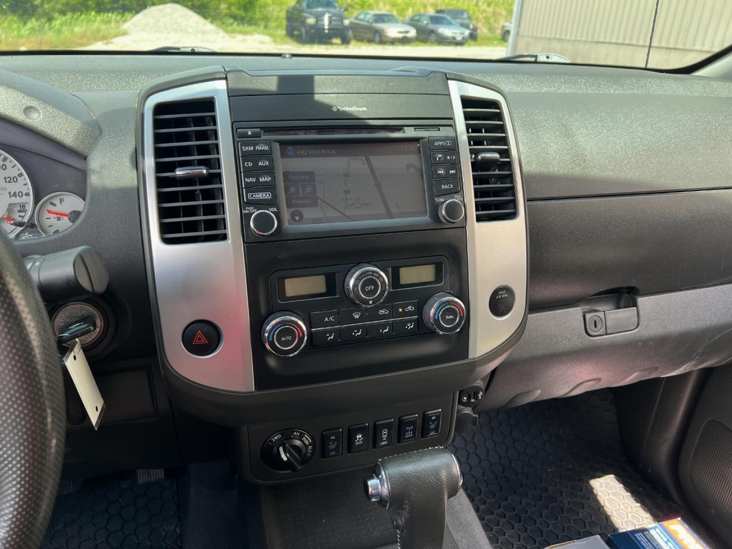 2019 BLACK /Black Cloth Nissan Frontier PRO-4X4 Crew Cab 4WD (1N6AD0EV0KN) with an 4.0L V6 engine, Automatic transmission, located at 2990 Old Orchard Rd., Jackson, MO, 63755, 37.354214, -89.612106 - We have financing available and we accept trades! Fill out a credit application on our website or come by today! If you have any questions, give us a call at (573) 204-7777 or visit our website at firstautocredit.com. - Photo#3
