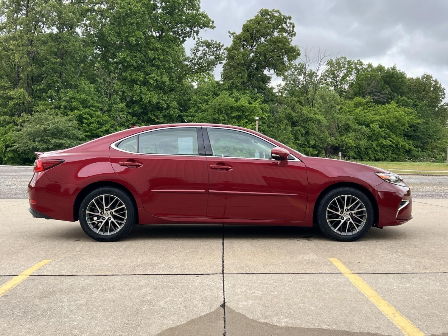 2017 RED /Tan Leather Lexus ES 350 Sedan (58ABK1GG1HU) with an 3.5L V6 engine, Automatic transmission, located at 2990 Old Orchard Rd., Jackson, MO, 63755, 37.354214, -89.612106 - 2017 Lexus ES 350 Only 42xxx miles Front Wheel Drive 3.5L V6 Automatic Leather Navigation Power/Heated/Cooled Seats Backup Camera Sunroof New Tires Bluetooth Cruise Power Windows/Locks/Mirrors We have financing available and we accept trades! Fill out a credit application on our websit - Photo#9