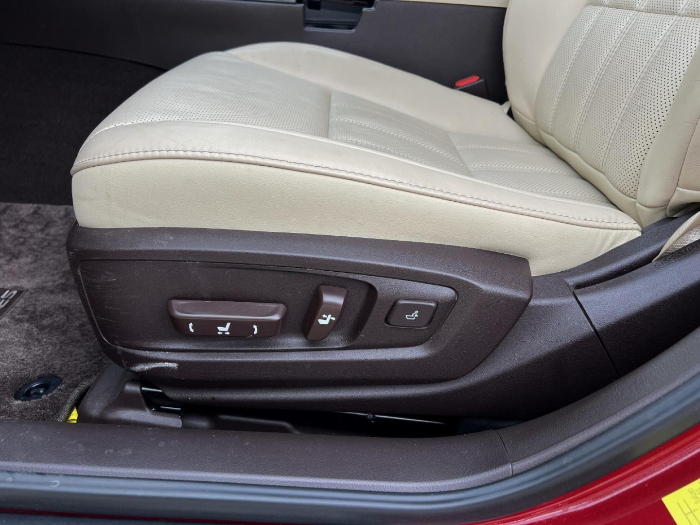2017 RED /Tan Leather Lexus ES 350 Sedan (58ABK1GG1HU) with an 3.5L V6 engine, Automatic transmission, located at 2990 Old Orchard Rd., Jackson, MO, 63755, 37.354214, -89.612106 - 2017 Lexus ES 350 Only 42xxx miles Front Wheel Drive 3.5L V6 Automatic Leather Navigation Power/Heated/Cooled Seats Backup Camera Sunroof New Tires Bluetooth Cruise Power Windows/Locks/Mirrors We have financing available and we accept trades! Fill out a credit application on our websit - Photo#6
