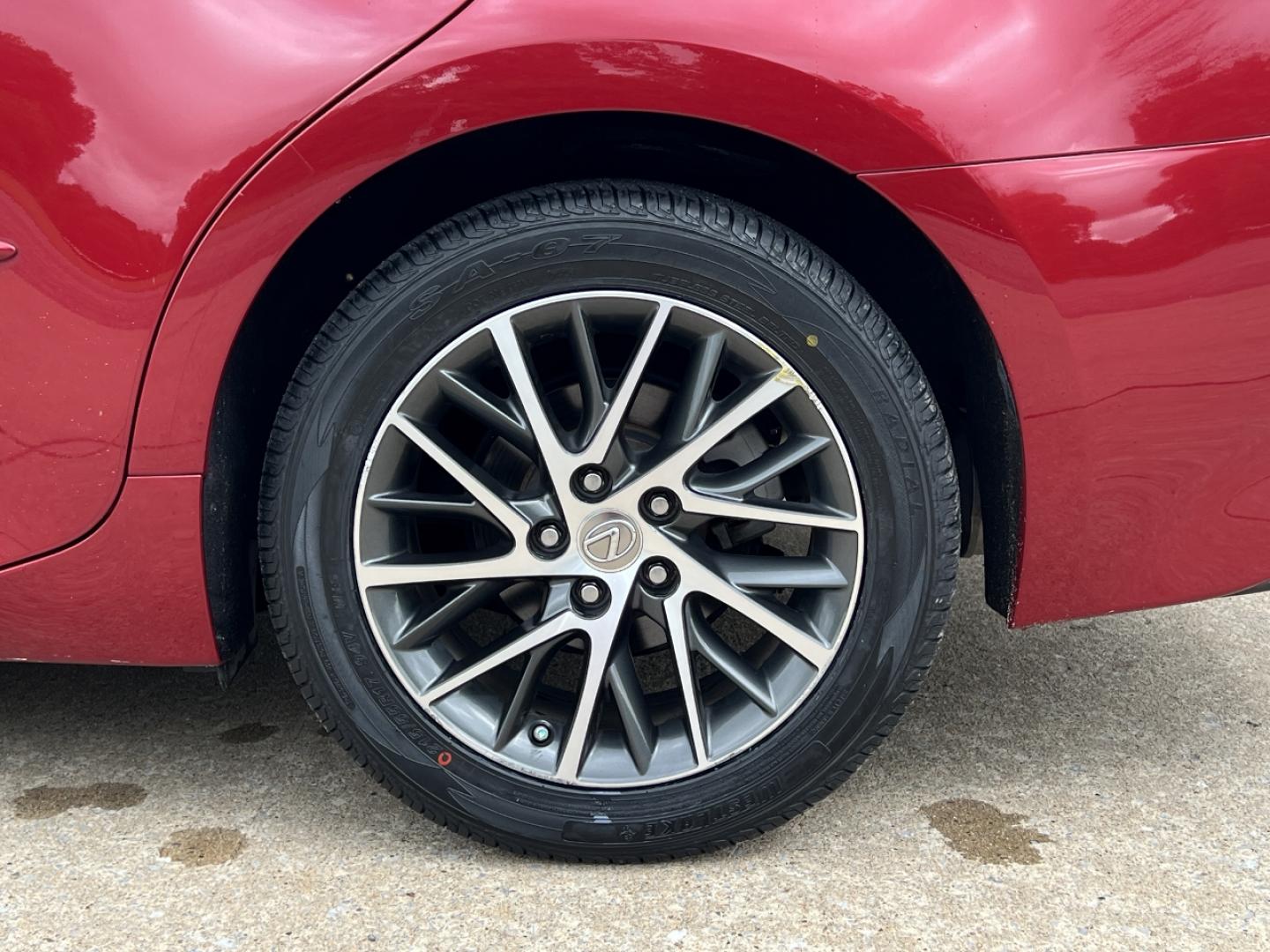 2017 RED /Tan Leather Lexus ES 350 Sedan (58ABK1GG1HU) with an 3.5L V6 engine, Automatic transmission, located at 2990 Old Orchard Rd., Jackson, MO, 63755, 37.354214, -89.612106 - 2017 Lexus ES 350 Only 42xxx miles Front Wheel Drive 3.5L V6 Automatic Leather Navigation Power/Heated/Cooled Seats Backup Camera Sunroof New Tires Bluetooth Cruise Power Windows/Locks/Mirrors We have financing available and we accept trades! Fill out a credit application on our websit - Photo#39