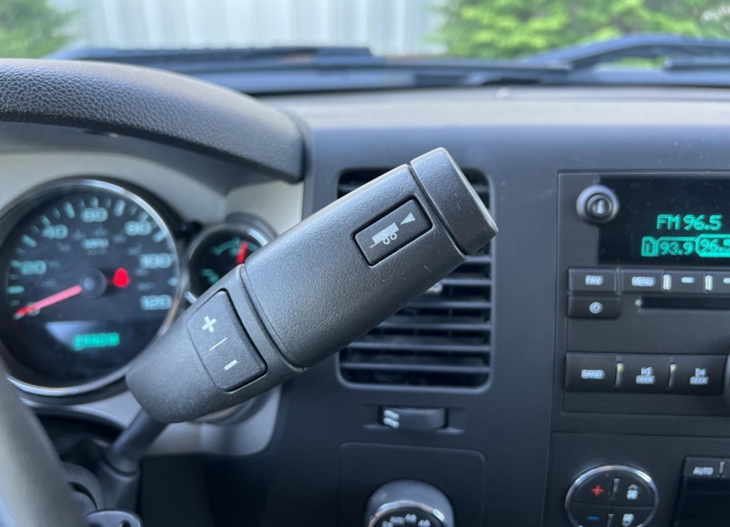 2012 SILVER /Black Cloth GMC Sierra 1500 SLE Crew Cab 4WD (3GTP2VE70CG) with an 5.3L V8 engine, Automatic transmission, located at 2990 Old Orchard Rd., Jackson, MO, 63755, 37.354214, -89.612106 - 2012 GMC Sierra 1500 SLE Only 98xxx miles 4x4 5.3L V8 Automatic Backup Camera Power Driver Seat Cruise Power Windows/Locks/Mirrors We have financing available and we accept trades! Fill out a credit application on our website or come by today! If you have any questions, give us a call at ( - Photo#23