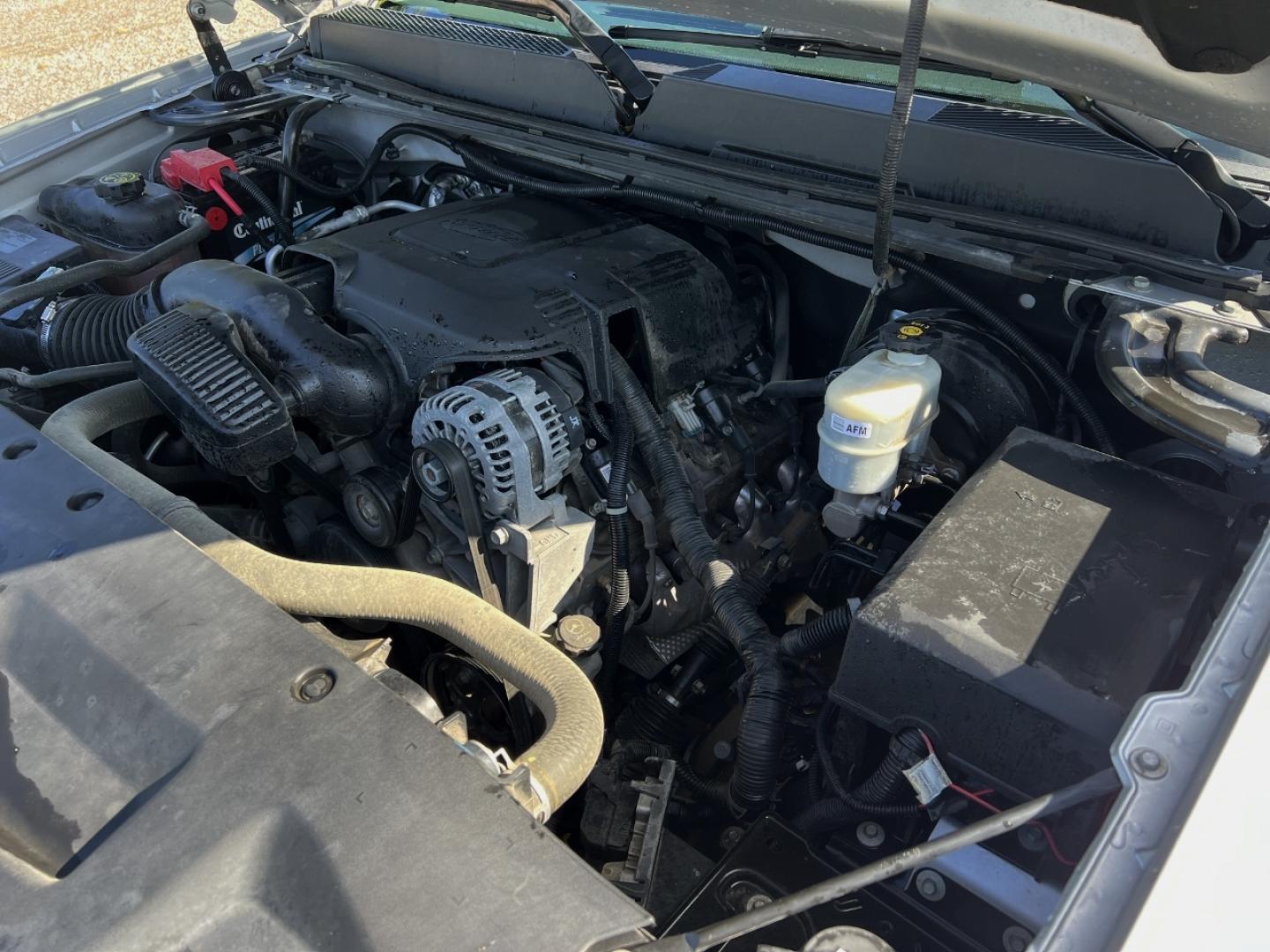 2012 SILVER /Black Cloth GMC Sierra 1500 SLE Crew Cab 4WD (3GTP2VE70CG) with an 5.3L V8 engine, Automatic transmission, located at 2990 Old Orchard Rd., Jackson, MO, 63755, 37.354214, -89.612106 - 2012 GMC Sierra 1500 SLE Only 98xxx miles 4x4 5.3L V8 Automatic Backup Camera Power Driver Seat Cruise Power Windows/Locks/Mirrors We have financing available and we accept trades! Fill out a credit application on our website or come by today! If you have any questions, give us a call at ( - Photo#31