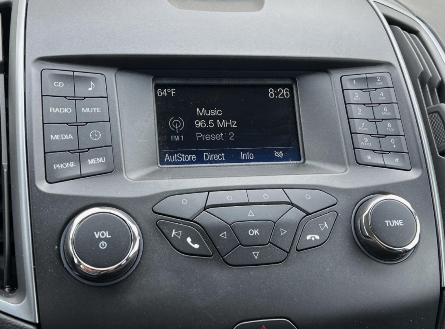 2018 GOLD /Gray Cloth Ford Edge SE FWD (2FMPK3G96JB) with an 2.0L 4 Cyl. engine, Automatic transmission, located at 2990 Old Orchard Rd., Jackson, MO, 63755, 37.354214, -89.612106 - 2018 Ford Edge SE Local 1-Owner Only 46xxx miles Front Wheel Drive 2.0L 4 Cyl. Automatic Backup Camera Bluetooth Cruise Power Windows/Locks/Mirrors We have financing available and we accept trades! Fill out a credit application on our website or come by today! If you have any questions, g - Photo#23