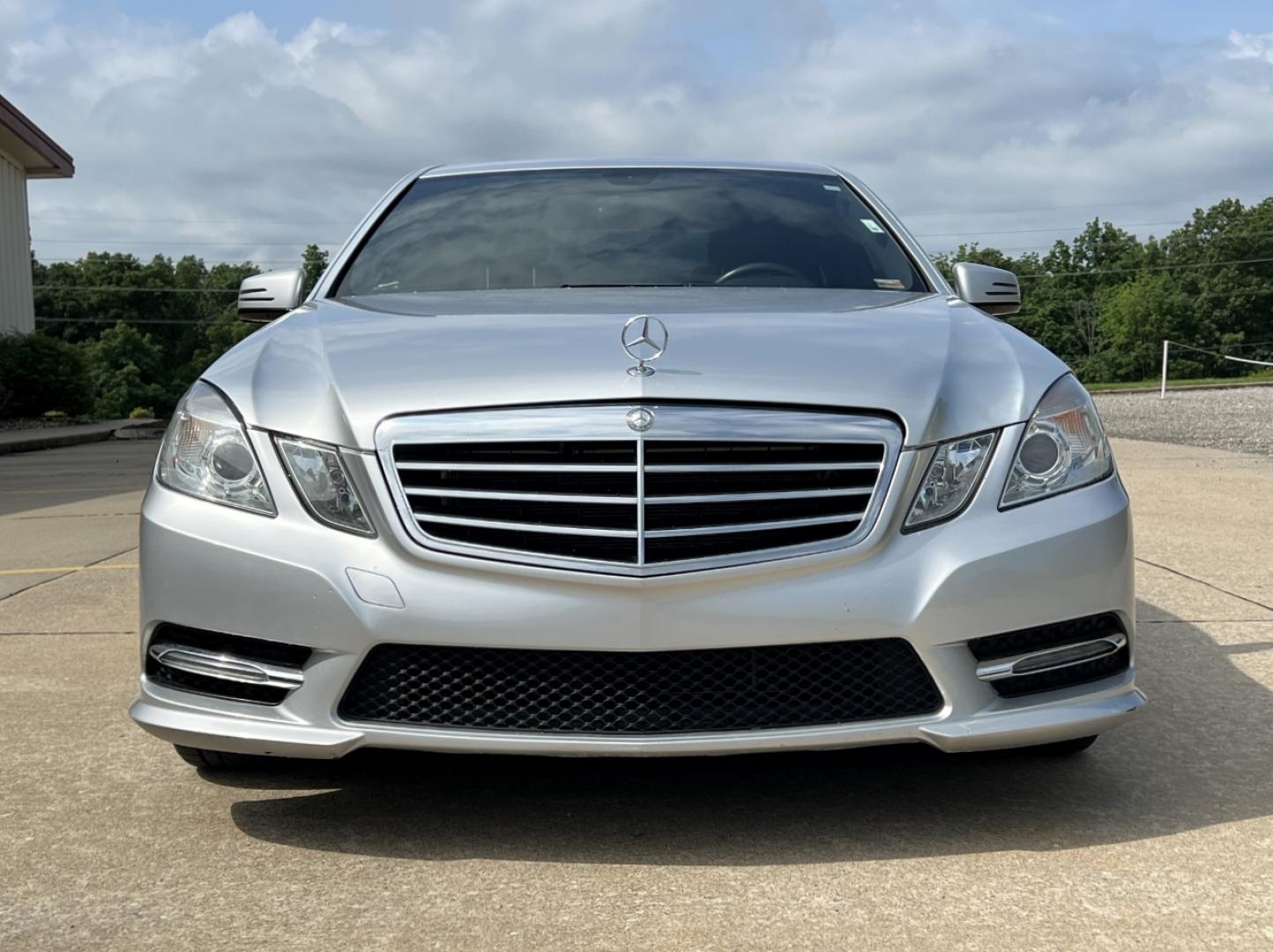 2013 SILVER /Black Leather Mercedes-Benz E-Class Wagon E350 4MATIC Sedan (WDDHF8JB0DA) with an 3.5L V6 engine, Automatic transmission, located at 2990 Old Orchard Rd., Jackson, MO, 63755, 37.354214, -89.612106 - *** SALVAGE TITLE *** 2013 Mercedes-Benz E-Class E350 4Matic 135xxx miles All Wheel Drive 3.5L V6 Automatic Leather Navigation Power/Heated Seats Backup Camera Sunroof Bluetooth Cruise Power Windows/Locks/Mirrors We have financing available and we accept trades! Fill out a credit appli - Photo#13