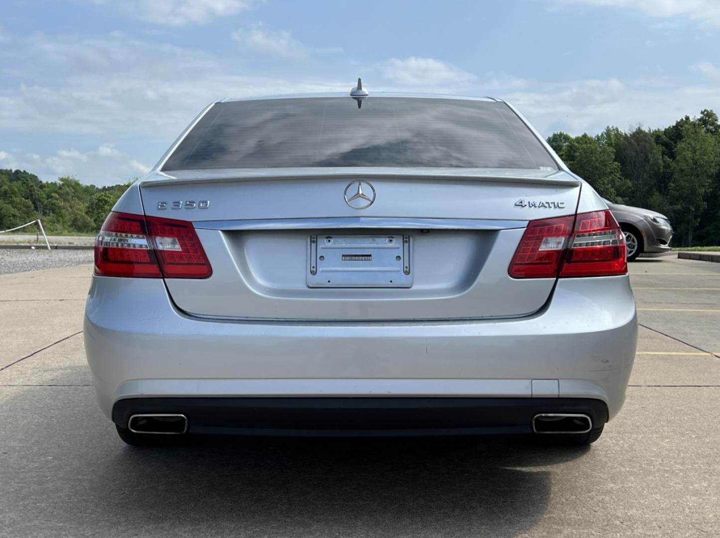 2013 SILVER /Black Leather Mercedes-Benz E-Class Wagon E350 4MATIC Sedan (WDDHF8JB0DA) with an 3.5L V6 engine, Automatic transmission, located at 2990 Old Orchard Rd., Jackson, MO, 63755, 37.354214, -89.612106 - *** SALVAGE TITLE *** 2013 Mercedes-Benz E-Class E350 4Matic 135xxx miles All Wheel Drive 3.5L V6 Automatic Leather Navigation Power/Heated Seats Backup Camera Sunroof Bluetooth Cruise Power Windows/Locks/Mirrors We have financing available and we accept trades! Fill out a credit appli - Photo#12