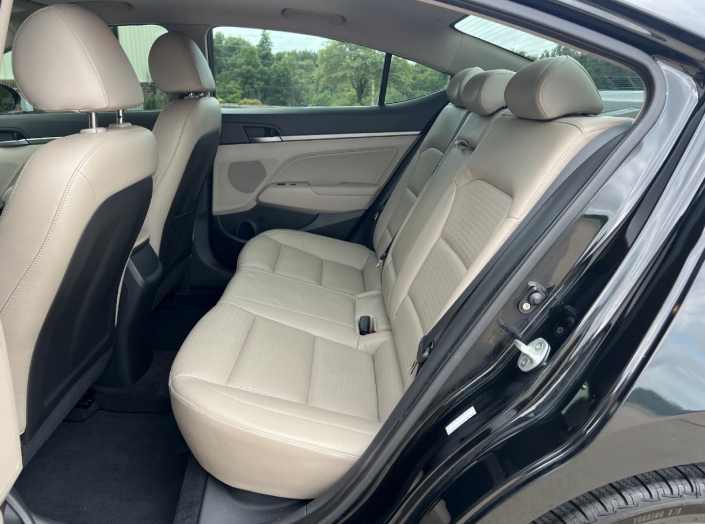 2017 BLACK /Tan Leather Hyundai Elantra Limited (KMHD84LF2HU) with an 1.8L 4 Cyl. engine, Automatic transmission, located at 2990 Old Orchard Rd., Jackson, MO, 63755, 37.354214, -89.612106 - 2017 Hyundai Elantra SE Local 1-Owner Only 56xxx miles Front Wheel Drive 2.0L 4 Cyl. Automatic Leather Navigation Power/Heated Seats Backup Camera Sunroof Bluetooth Cruise Power Windows/Locks/Mirrors We have financing available and we accept trades! Fill out a credit application on our - Photo#18