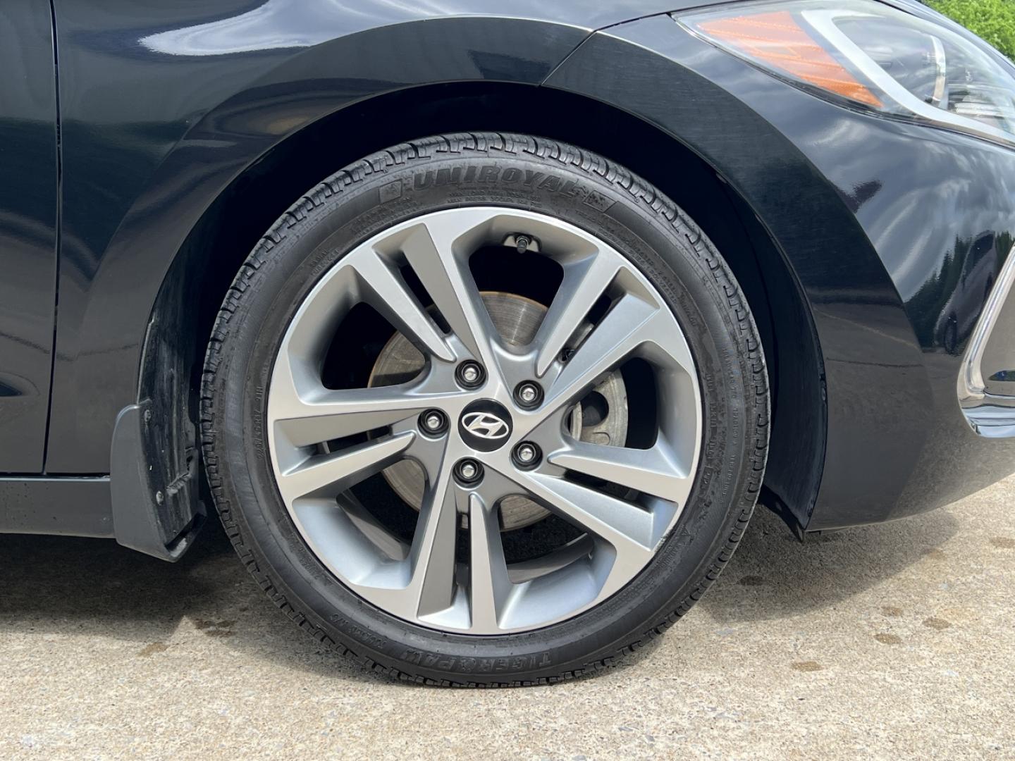 2017 BLACK /Tan Leather Hyundai Elantra Limited (KMHD84LF2HU) with an 1.8L 4 Cyl. engine, Automatic transmission, located at 2990 Old Orchard Rd., Jackson, MO, 63755, 37.354214, -89.612106 - 2017 Hyundai Elantra SE Local 1-Owner Only 56xxx miles Front Wheel Drive 2.0L 4 Cyl. Automatic Leather Navigation Power/Heated Seats Backup Camera Sunroof Bluetooth Cruise Power Windows/Locks/Mirrors We have financing available and we accept trades! Fill out a credit application on our - Photo#40