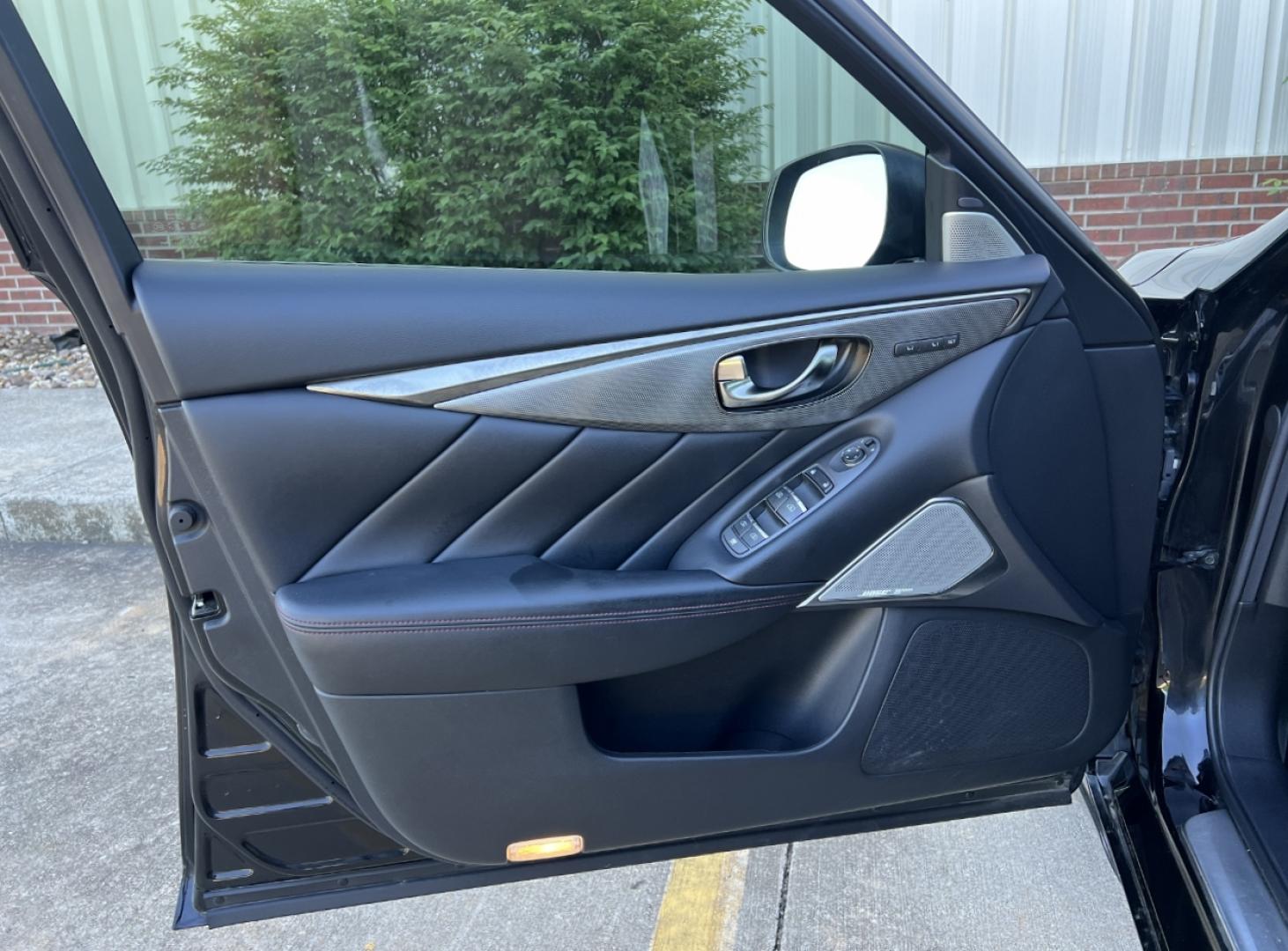 2019 BLACK /Black Leather Infiniti Q50 Red Sport 400 AWD (JN1FV7AR9KM) with an 3.0L V6 TURBO engine, Automatic transmission, located at 2990 Old Orchard Rd., Jackson, MO, 63755, 37.354214, -89.612106 - 2019 Infiniti Q50S 68xxx miles All Wheel Drive 3.0L V6 Automatic Leather Navigation Power/Heated Seats Backup Camera Sunroof Bluetooth Remote Start Cruise Power Windows/Locks/Mirrors We have financing available and we accept trades! Fill out a credit application on our website or come - Photo#15