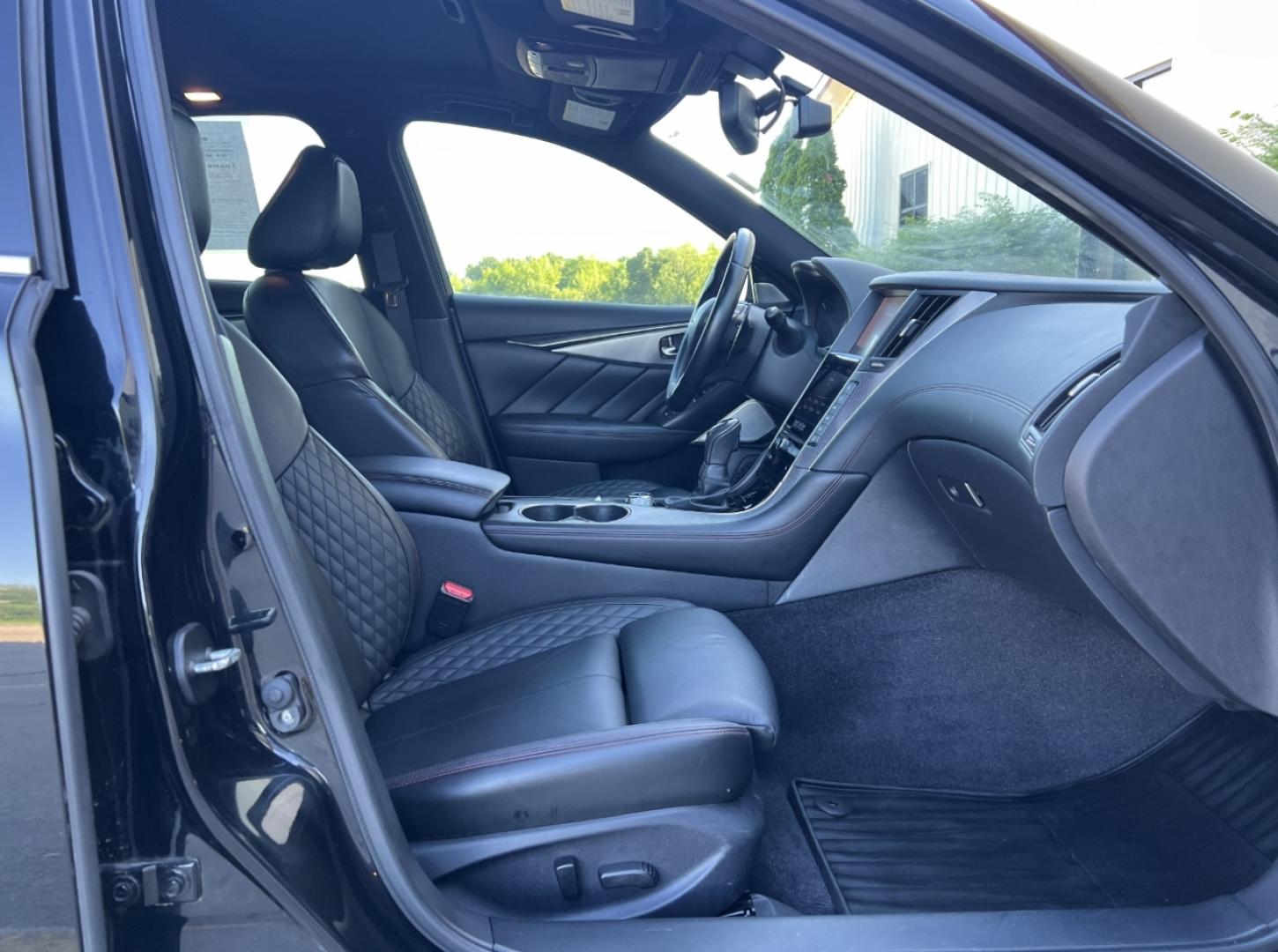 2019 BLACK /Black Leather Infiniti Q50 Red Sport 400 AWD (JN1FV7AR9KM) with an 3.0L V6 TURBO engine, Automatic transmission, located at 2990 Old Orchard Rd., Jackson, MO, 63755, 37.354214, -89.612106 - 2019 Infiniti Q50S 68xxx miles All Wheel Drive 3.0L V6 Automatic Leather Navigation Power/Heated Seats Backup Camera Sunroof Bluetooth Remote Start Cruise Power Windows/Locks/Mirrors We have financing available and we accept trades! Fill out a credit application on our website or come - Photo#18