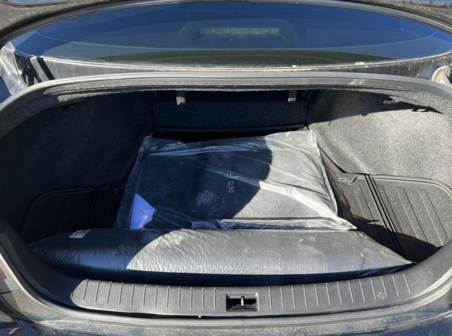 2019 BLACK /Black Leather Infiniti Q50 Red Sport 400 AWD (JN1FV7AR9KM) with an 3.0L V6 TURBO engine, Automatic transmission, located at 2990 Old Orchard Rd., Jackson, MO, 63755, 37.354214, -89.612106 - 2019 Infiniti Q50S 68xxx miles All Wheel Drive 3.0L V6 Automatic Leather Navigation Power/Heated Seats Backup Camera Sunroof Bluetooth Remote Start Cruise Power Windows/Locks/Mirrors We have financing available and we accept trades! Fill out a credit application on our website or come - Photo#22