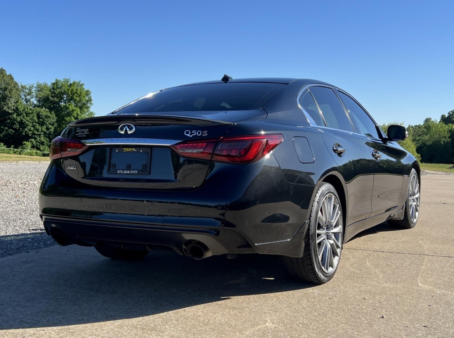 2019 BLACK /Black Leather Infiniti Q50 Red Sport 400 AWD (JN1FV7AR9KM) with an 3.0L V6 TURBO engine, Automatic transmission, located at 2990 Old Orchard Rd., Jackson, MO, 63755, 37.354214, -89.612106 - 2019 Infiniti Q50S 68xxx miles All Wheel Drive 3.0L V6 Automatic Leather Navigation Power/Heated Seats Backup Camera Sunroof Bluetooth Remote Start Cruise Power Windows/Locks/Mirrors We have financing available and we accept trades! Fill out a credit application on our website or come - Photo#11