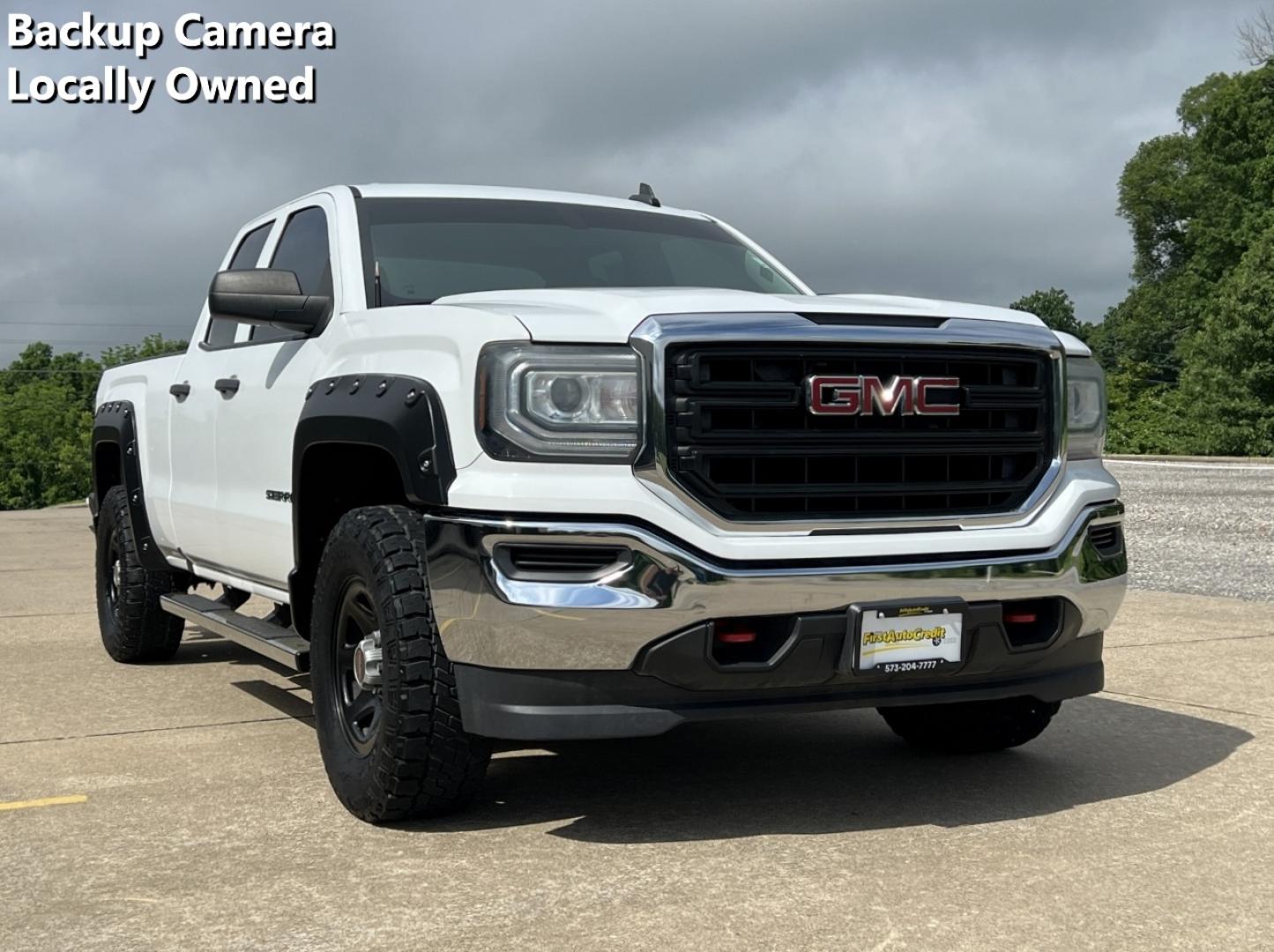 2016 WHITE /Gray Cloth GMC Sierra 1500 Crew Cab 2WD (1GTR1LEC3GZ) with an 5.3L V8 engine, Automatic transmission, located at 2990 Old Orchard Rd., Jackson, MO, 63755, 37.354214, -89.612106 - 2016 GMC Sierra 1500 109xxx miles Rear Wheel Drive 5.3L V8 Automatic Backup Camera Bluetooth Remote Start Cruise Power Windows/Locks/Mirrors We have financing available and we accept trades! Fill out a credit application on our website or come by today! If you have any questions, give us - Photo#0