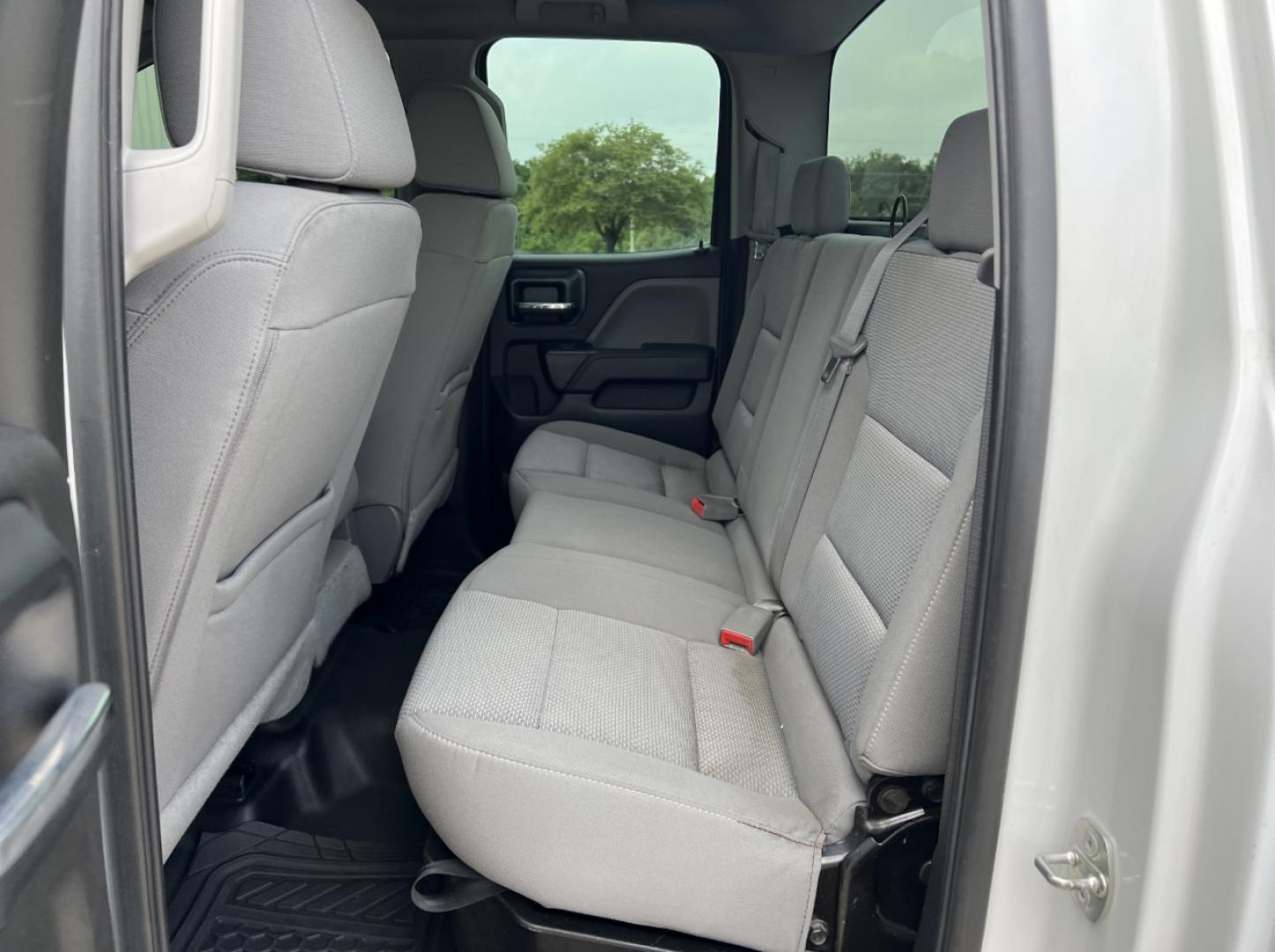 2016 WHITE /Gray Cloth GMC Sierra 1500 Crew Cab 2WD (1GTR1LEC3GZ) with an 5.3L V8 engine, Automatic transmission, located at 2990 Old Orchard Rd., Jackson, MO, 63755, 37.354214, -89.612106 - 2016 GMC Sierra 1500 109xxx miles Rear Wheel Drive 5.3L V8 Automatic Backup Camera Bluetooth Remote Start Cruise Power Windows/Locks/Mirrors We have financing available and we accept trades! Fill out a credit application on our website or come by today! If you have any questions, give us - Photo#15