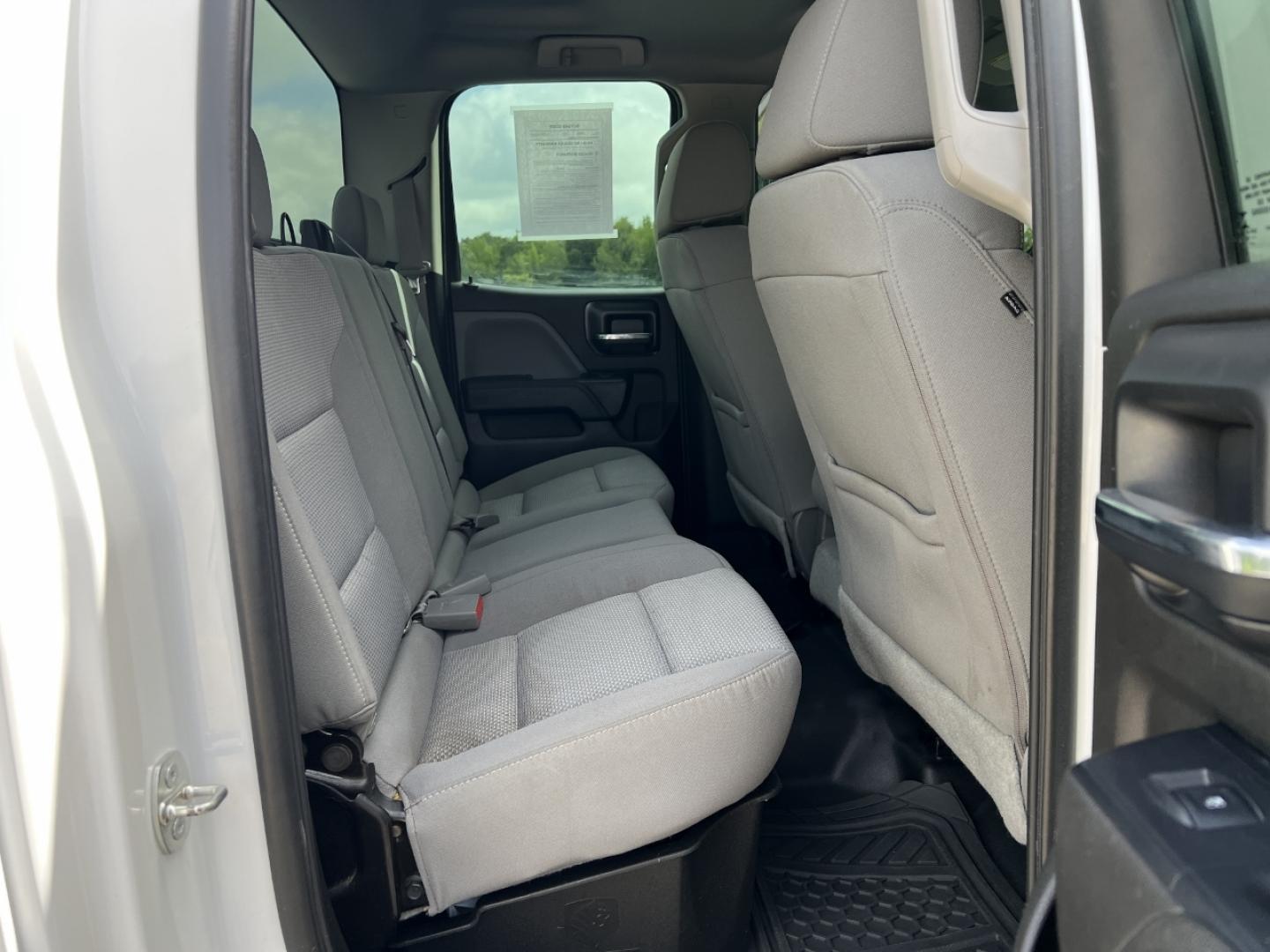 2016 WHITE /Gray Cloth GMC Sierra 1500 Crew Cab 2WD (1GTR1LEC3GZ) with an 5.3L V8 engine, Automatic transmission, located at 2990 Old Orchard Rd., Jackson, MO, 63755, 37.354214, -89.612106 - 2016 GMC Sierra 1500 109xxx miles Rear Wheel Drive 5.3L V8 Automatic Backup Camera Bluetooth Remote Start Cruise Power Windows/Locks/Mirrors We have financing available and we accept trades! Fill out a credit application on our website or come by today! If you have any questions, give us - Photo#16