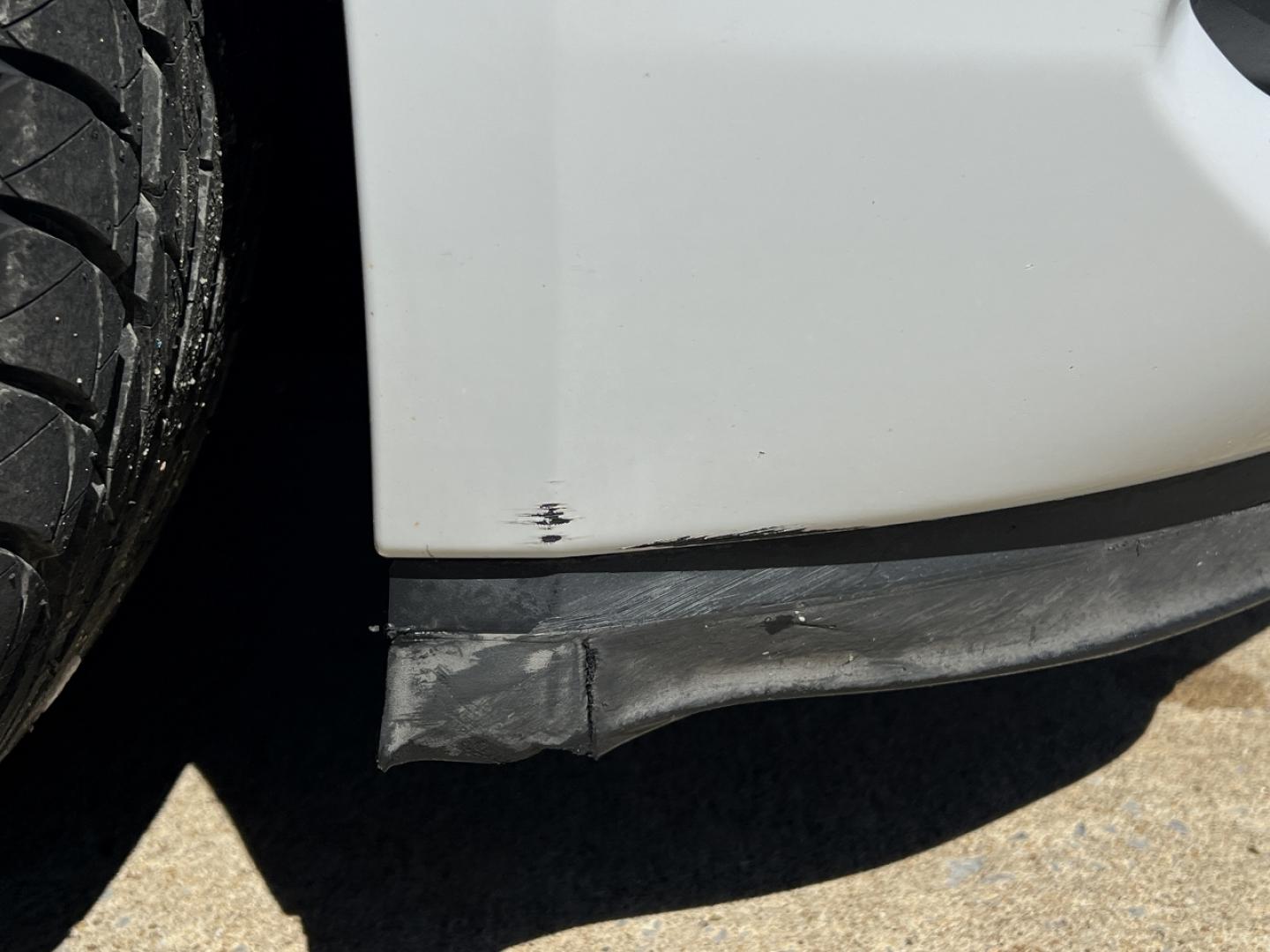 2018 WHITE /Gray Leather Chevrolet Impala LS (2G11Z5SAXJ9) with an 2.5L 4 Cyl. engine, Automatic transmission, located at 2990 Old Orchard Rd., Jackson, MO, 63755, 37.354214, -89.612106 - 2018 Chevrolet Impala LS 1-Owner Only 68xxx miles Front Wheel Drive 2.5L 4 Cyl. Automatic Leather Backup Camera Power Driver Seat Bluetooth Cruise Power Windows/Locks/Mirrors We have financing available and we accept trades! Fill out a credit application on our website or come by today! - Photo#38