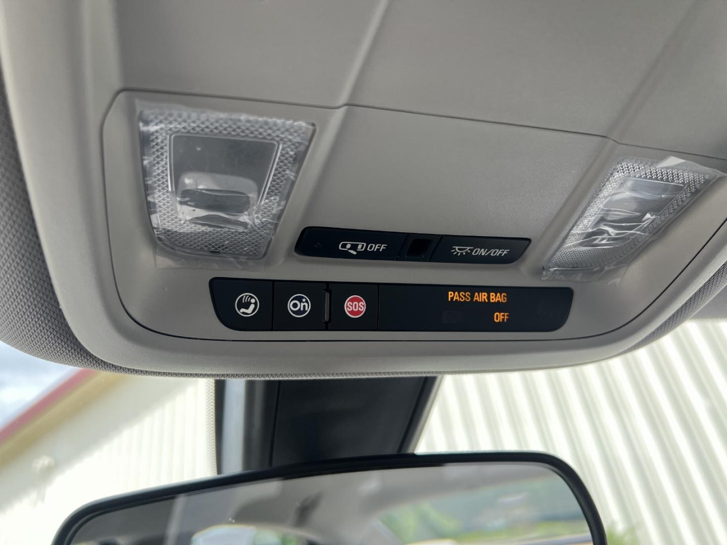 2020 WHITE /Gray Cloth Chevrolet Malibu LS (1G1ZC5ST4LF) with an 1.5L 4 Cyl. engine, Automatic transmission, located at 2990 Old Orchard Rd., Jackson, MO, 63755, 37.354214, -89.612106 - 2020 Chevrolet Malibu LS 1-Owner 90xxx miles Front Wheel Drive 1.5L 4 Cyl. Automatic Backup Camera Bluetooth Cruise Power Windows/Locks/Mirrors We have financing available and we accept trades! Fill out a credit application on our website or come by today! If you have any questions, give - Photo#26