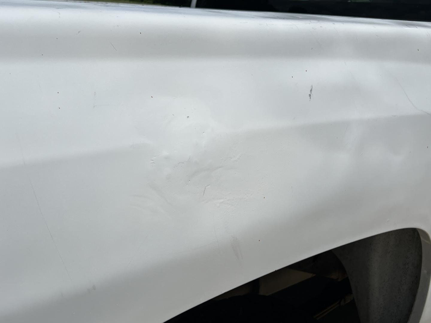 2009 WHITE /Black Cloth Chevrolet Silverado 1500 Work Truck Long Box 2WD (1GCEC14X49Z) with an 4.3L V6 engine, Automatic transmission, located at 2990 Old Orchard Rd., Jackson, MO, 63755, 37.354214, -89.612106 - 2009 Chevrolet Silverado 1500 162xxx miles Rear Wheel Drive 4.3L V6 Automatic We have financing available and we accept trades! Fill out a credit application on our website or come by today! If you have any questions, give us a call at (573) 204-7777 or visit our website at firstautocredit.com - Photo#35