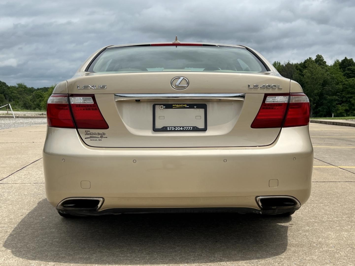 2008 GOLD /Tan Leather Lexus LS 460 LS 460L (JTHGL46F485) with an 4.6L V8 engine, Automatic transmission, located at 2990 Old Orchard Rd., Jackson, MO, 63755, 37.354214, -89.612106 - 2008 Lexus LS 460L Local 1-Owner Only 81xxx miles Rear Wheel Drive 4.6L V8 Automatic Leather Navigation Power/Heated/Cooled Seats Heated Steering Wheel Backup Camera Sunroof Cruise Power Windows/Locks/Mirrors We have financing available and we accept trades! Fill out a credit applicati - Photo#12