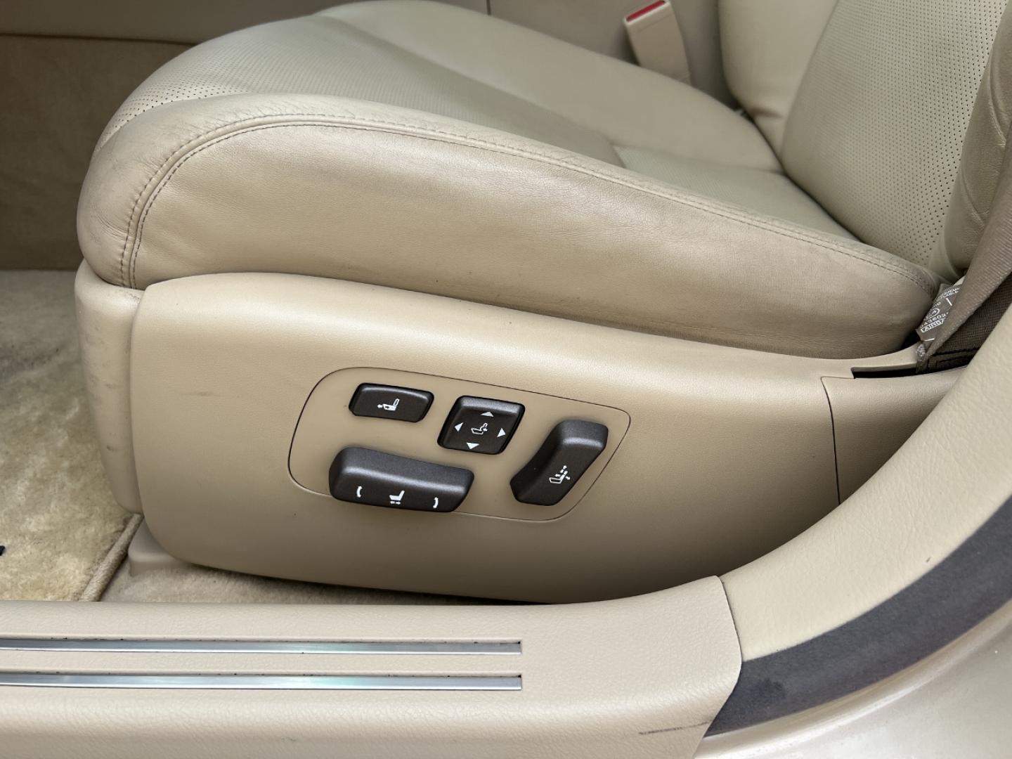 2008 GOLD /Tan Leather Lexus LS 460 LS 460L (JTHGL46F485) with an 4.6L V8 engine, Automatic transmission, located at 2990 Old Orchard Rd., Jackson, MO, 63755, 37.354214, -89.612106 - 2008 Lexus LS 460L Local 1-Owner Only 81xxx miles Rear Wheel Drive 4.6L V8 Automatic Leather Navigation Power/Heated/Cooled Seats Heated Steering Wheel Backup Camera Sunroof Cruise Power Windows/Locks/Mirrors We have financing available and we accept trades! Fill out a credit applicati - Photo#6
