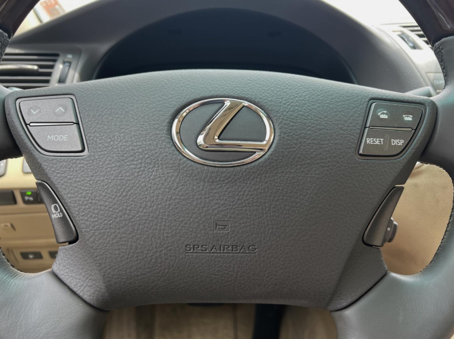 2008 GOLD /Tan Leather Lexus LS 460 LS 460L (JTHGL46F485) with an 4.6L V8 engine, Automatic transmission, located at 2990 Old Orchard Rd., Jackson, MO, 63755, 37.354214, -89.612106 - 2008 Lexus LS 460L Local 1-Owner Only 81xxx miles Rear Wheel Drive 4.6L V8 Automatic Leather Navigation Power/Heated/Cooled Seats Heated Steering Wheel Backup Camera Sunroof Cruise Power Windows/Locks/Mirrors We have financing available and we accept trades! Fill out a credit applicati - Photo#24