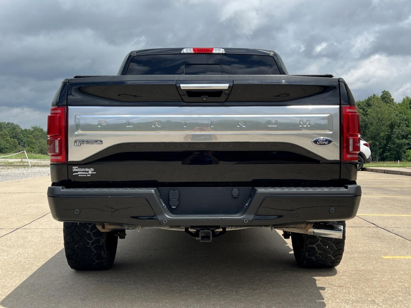 2017 BLACK /Black Leather Ford F-150 PLATINUM SuperCrew 6.5-ft. Bed 4WD (1FTEW1EG0HF) with an 3.5L V6 TURBO engine, Automatic transmission, located at 2990 Old Orchard Rd., Jackson, MO, 63755, 37.354214, -89.612106 - 2017 Ford F-150 Platinum FX4 Off Road 173xxx miles 4x4 3.5L V6 Automatic Leather Navigation Power/Heated/Cooled Seats Heated Rear Seats Power Running Boards Backup Camera Sunroof Bluetooth Cruise Remote Start Power Windows/Locks/Mirrors We have financing available and we accept trade - Photo#16