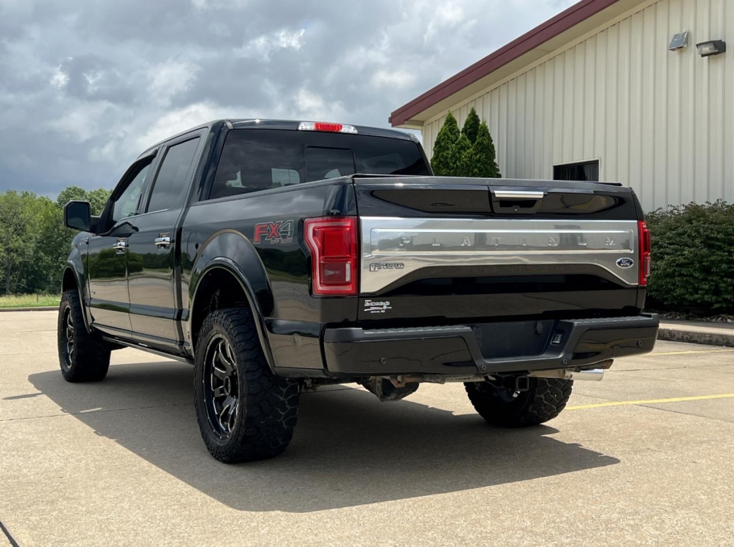 2017 BLACK /Black Leather Ford F-150 PLATINUM SuperCrew 6.5-ft. Bed 4WD (1FTEW1EG0HF) with an 3.5L V6 TURBO engine, Automatic transmission, located at 2990 Old Orchard Rd., Jackson, MO, 63755, 37.354214, -89.612106 - 2017 Ford F-150 Platinum FX4 Off Road 173xxx miles 4x4 3.5L V6 Automatic Leather Navigation Power/Heated/Cooled Seats Heated Rear Seats Power Running Boards Backup Camera Sunroof Bluetooth Cruise Remote Start Power Windows/Locks/Mirrors We have financing available and we accept trade - Photo#15
