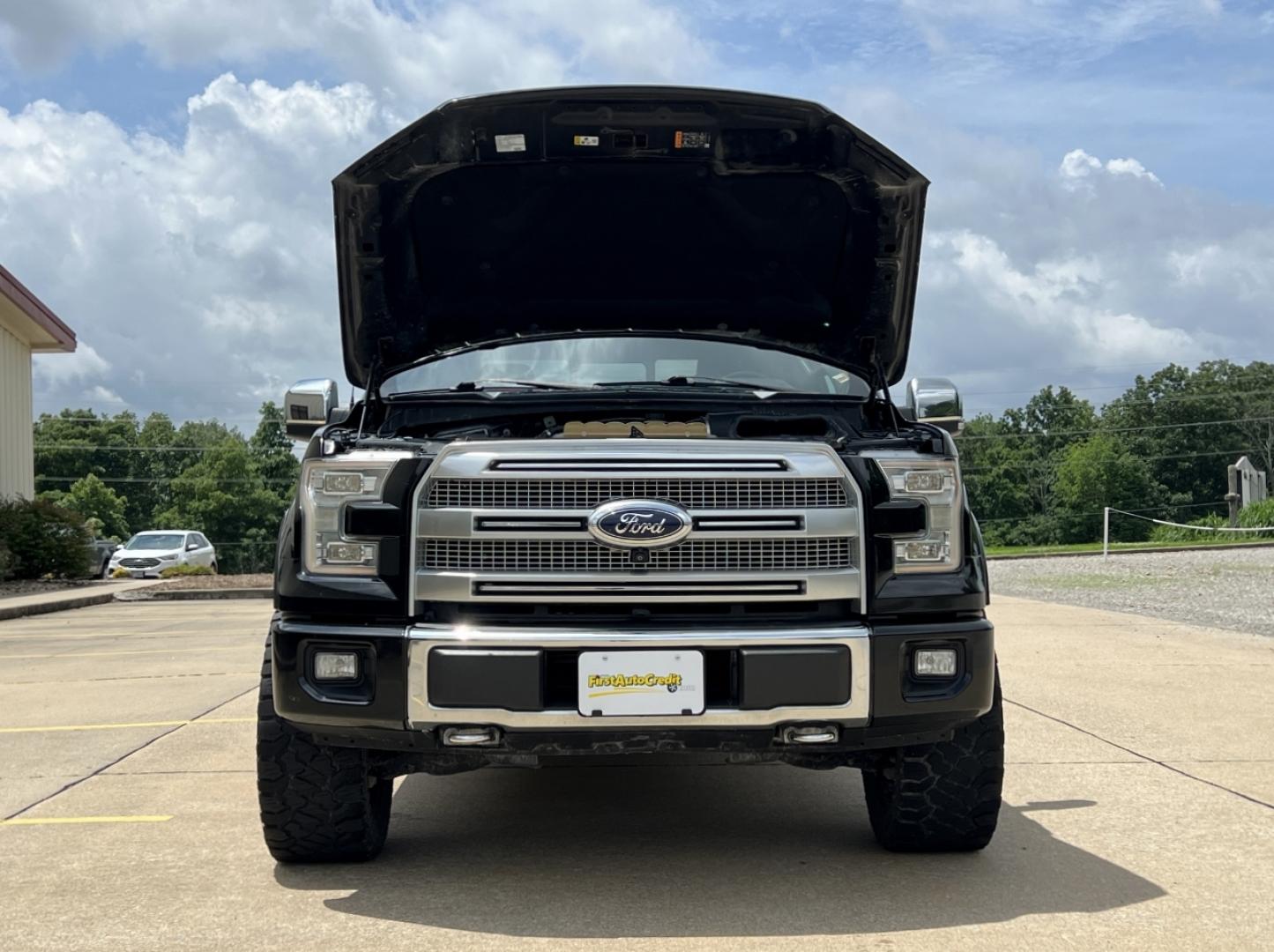2017 BLACK /Black Leather Ford F-150 PLATINUM SuperCrew 6.5-ft. Bed 4WD (1FTEW1EG0HF) with an 3.5L V6 TURBO engine, Automatic transmission, located at 2990 Old Orchard Rd., Jackson, MO, 63755, 37.354214, -89.612106 - 2017 Ford F-150 Platinum FX4 Off Road 173xxx miles 4x4 3.5L V6 Automatic Leather Navigation Power/Heated/Cooled Seats Heated Rear Seats Power Running Boards Backup Camera Sunroof Bluetooth Cruise Remote Start Power Windows/Locks/Mirrors We have financing available and we accept trade - Photo#45