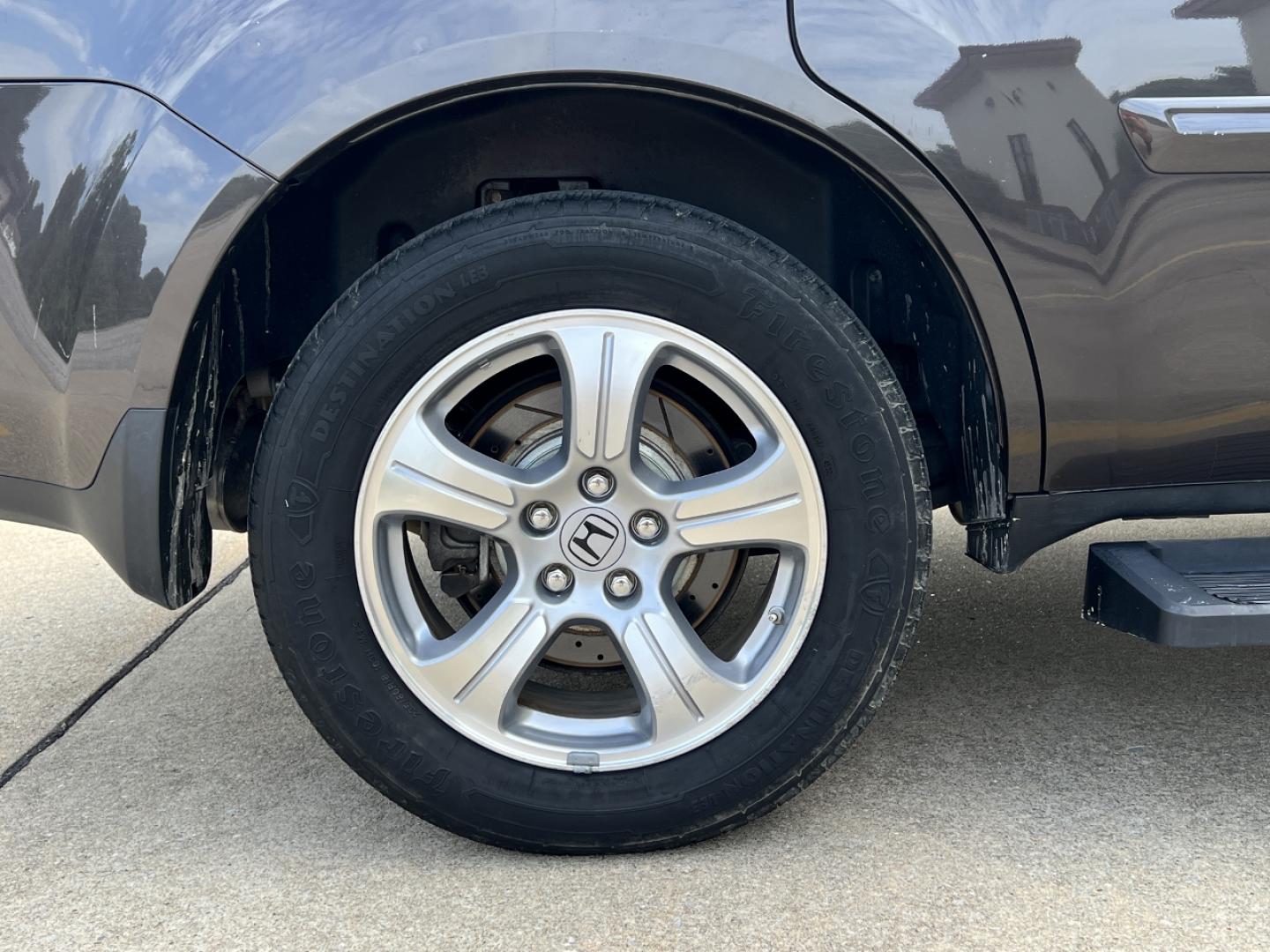 2014 BROWN /Tan Leather Honda Pilot EX-L 4WD (5FNYF4H58EB) with an 3.5L V6 engine, Automatic transmission, located at 2990 Old Orchard Rd., Jackson, MO, 63755, 37.354214, -89.612106 - 2014 Honda Pilot EX-L 116xxx miles All Wheel Drive 3.5L V6 Automatic Leather 3rd Row Backup Camera Power/Heated Seats Sunroof Bluetooth Cruise Power Windows/Locks/Mirrors We have financing available and we accept trades! Fill out a credit application on our website or come by today! If - Photo#39