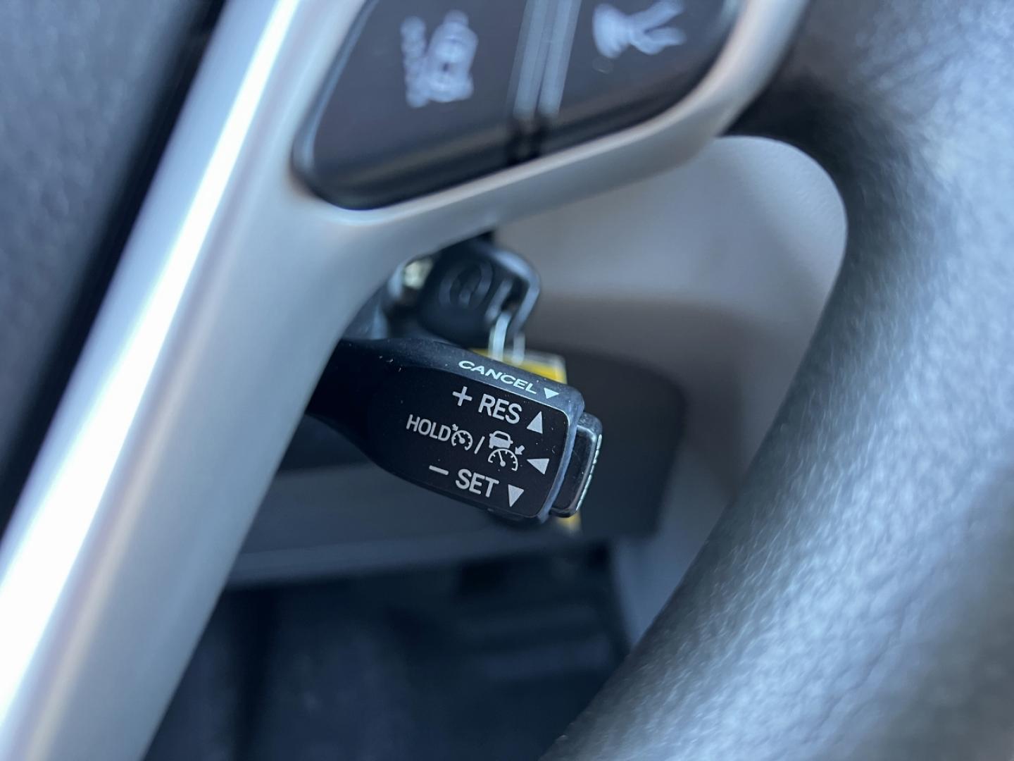 2020 WHITE /Tan Leather Toyota Sienna L (5TDZZ3DC2LS) with an 3.5L V6 engine, Automatic transmission, located at 2990 Old Orchard Rd., Jackson, MO, 63755, 37.354214, -89.612106 - 2020 Toyota Sienna L 207xxx miles Front Wheel Drive 3.5L V6 Automatic Leather 3rd Row Backup Camera Bluetooth Cruise Power Windows/Locks/Mirrors We have financing available and we accept trades! Fill out a credit application on our website or come by today! If you have any questions, giv - Photo#21