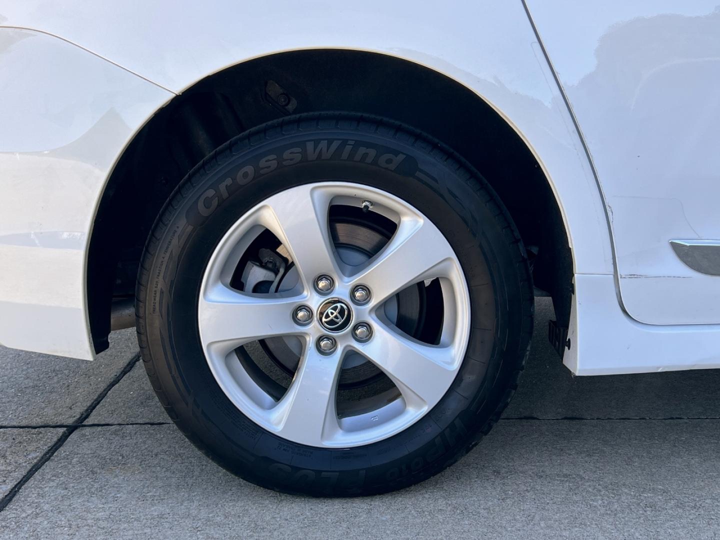 2020 WHITE /Tan Leather Toyota Sienna L (5TDZZ3DC2LS) with an 3.5L V6 engine, Automatic transmission, located at 2990 Old Orchard Rd., Jackson, MO, 63755, 37.354214, -89.612106 - 2020 Toyota Sienna L 207xxx miles Front Wheel Drive 3.5L V6 Automatic Leather 3rd Row Backup Camera Bluetooth Cruise Power Windows/Locks/Mirrors We have financing available and we accept trades! Fill out a credit application on our website or come by today! If you have any questions, giv - Photo#33