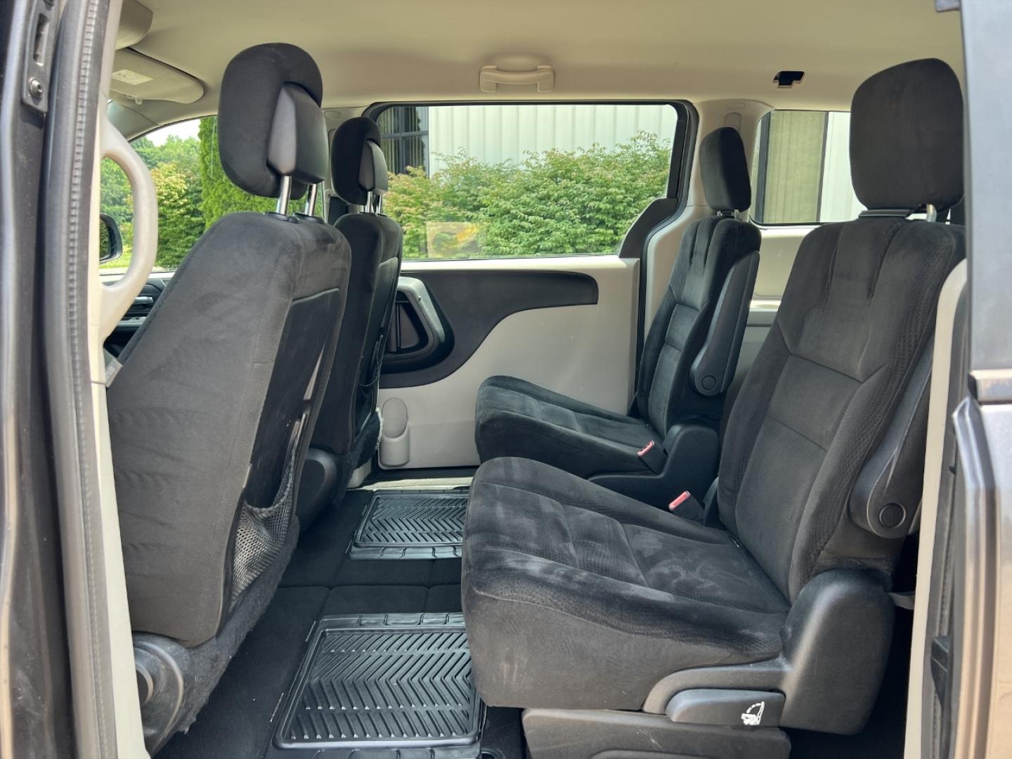 2016 GRAY /Black Cloth Dodge Grand Caravan SE (2C4RDGBG0GR) with an 3.6L V6 engine, Automatic transmission, located at 2990 Old Orchard Rd., Jackson, MO, 63755, 37.354214, -89.612106 - 2016 Dodge Grand Caravan SE 1-Owner Only 71xxx miles Front Wheel Drive 3.6L V6 Automatic 3rd Row Stow 'N Go Cruise Power Windows/Locks/Mirrors We have financing available and we accept trades! Fill out a credit application on our website or come by today! If you have any questions, give u - Photo#13