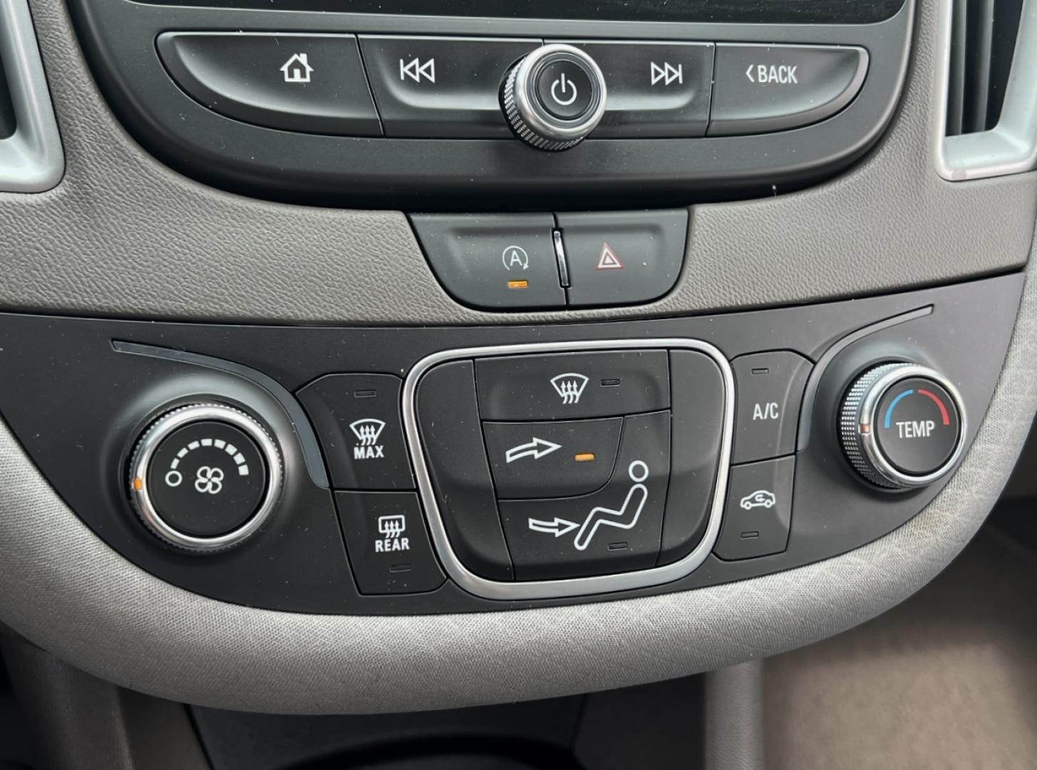2020 WHITE /Gray Cloth Chevrolet Malibu LS (1G1ZC5ST6LF) with an 1.5L 4 Cyl. engine, Automatic transmission, located at 506 S. Kingshighway, Cape Girardeau, MO, 63703, (573) 235-5000, 37.294994, -89.556206 - 2020 Chevrolet Malibu LS 1-Owner 106xxx miles Front Wheel Drive 1.5L 4 Cyl. Automatic Backup Camera Bluetooth Cruise Power Windows/Locks/Mirrors We have financing available and we accept trades! Fill out a credit application on our website or come by today! If you have any questions, give - Photo#24