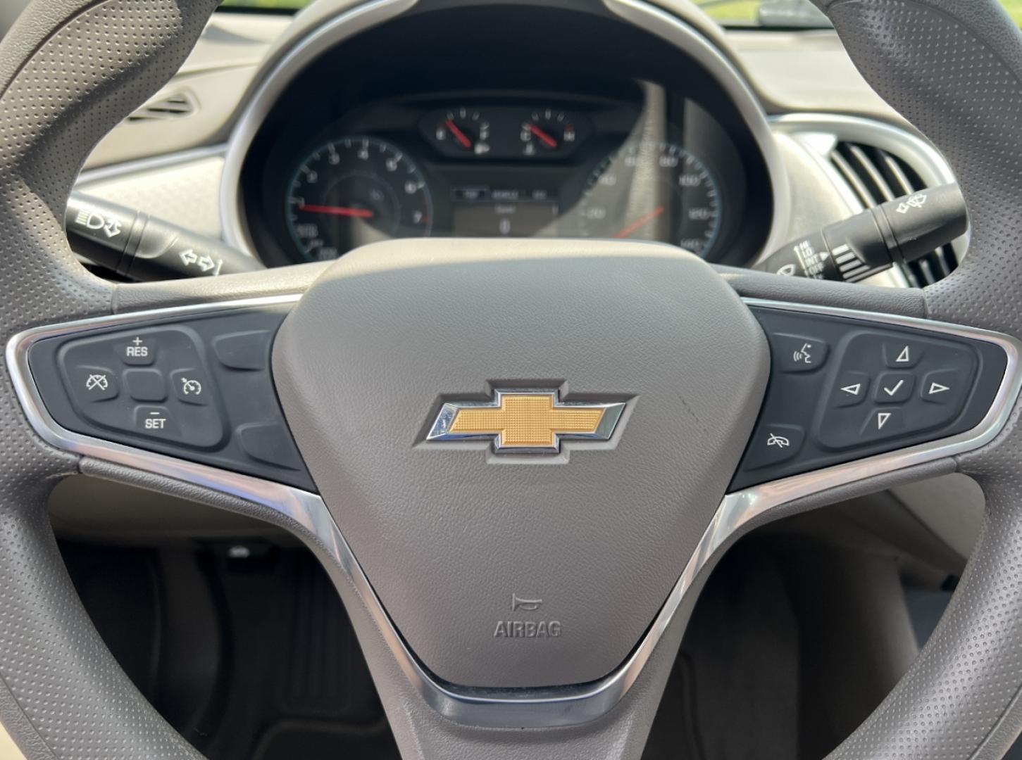 2020 WHITE /Gray Cloth Chevrolet Malibu LS (1G1ZC5ST8LF) with an 1.5L 4 Cyl. engine, Automatic transmission, located at 506 S. Kingshighway, Cape Girardeau, MO, 63703, (573) 235-5000, 37.294994, -89.556206 - 2020 Chevrolet Malibu LS 1-Owner 99xxx miles Front Wheel Drive 1.5L 4 Cyl. Automatic Backup Camera Bluetooth Cruise Power Windows/Locks/Mirrors We have financing available and we accept trades! Fill out a credit application on our website or come by today! If you have any questions, give - Photo#19
