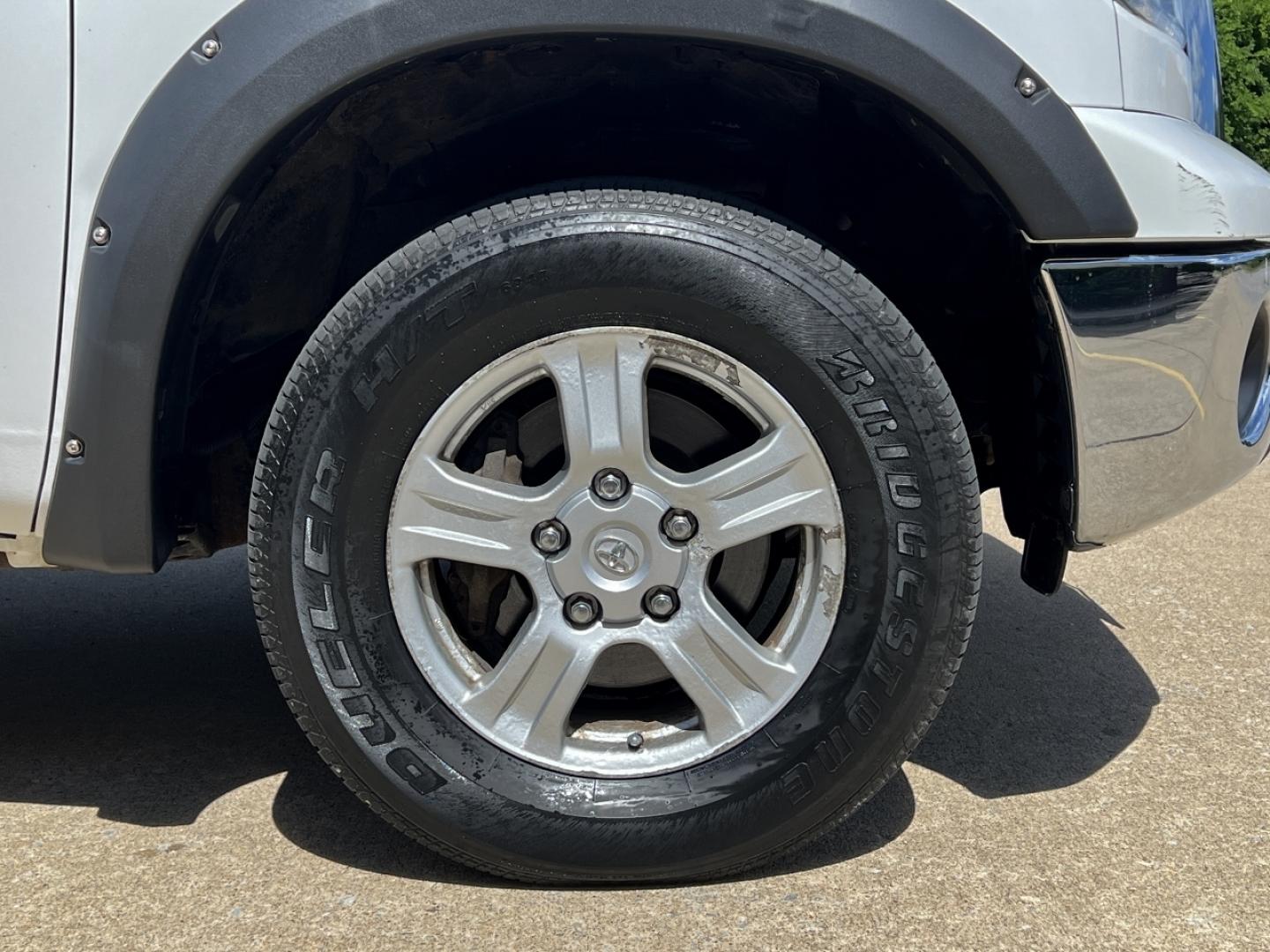 2008 WHITE /Tan Cloth Toyota Tundra SR5 CrewMax 5.7L 4WD (5TFDV54108X) with an 5.7L V8 engine, Automatic transmission, located at 2990 Old Orchard Rd., Jackson, MO, 63755, 37.354214, -89.612106 - 2008 Toyota Tundra SR5 122xxx miles 4x4 5.7L V8 Automatic Navigation Power Driver Seat Cruise Power Windows/Locks/Mirrors We have financing available and we accept trades! Fill out a credit application on our website or come by today! If you have any questions, give us a call at (573) 204- - Photo#36