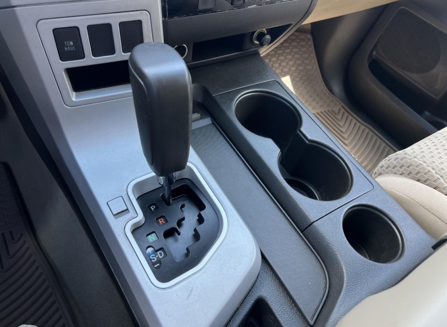 2008 WHITE /Tan Cloth Toyota Tundra SR5 CrewMax 5.7L 4WD (5TFDV54108X) with an 5.7L V8 engine, Automatic transmission, located at 2990 Old Orchard Rd., Jackson, MO, 63755, 37.354214, -89.612106 - 2008 Toyota Tundra SR5 122xxx miles 4x4 5.7L V8 Automatic Navigation Power Driver Seat Cruise Power Windows/Locks/Mirrors We have financing available and we accept trades! Fill out a credit application on our website or come by today! If you have any questions, give us a call at (573) 204- - Photo#23
