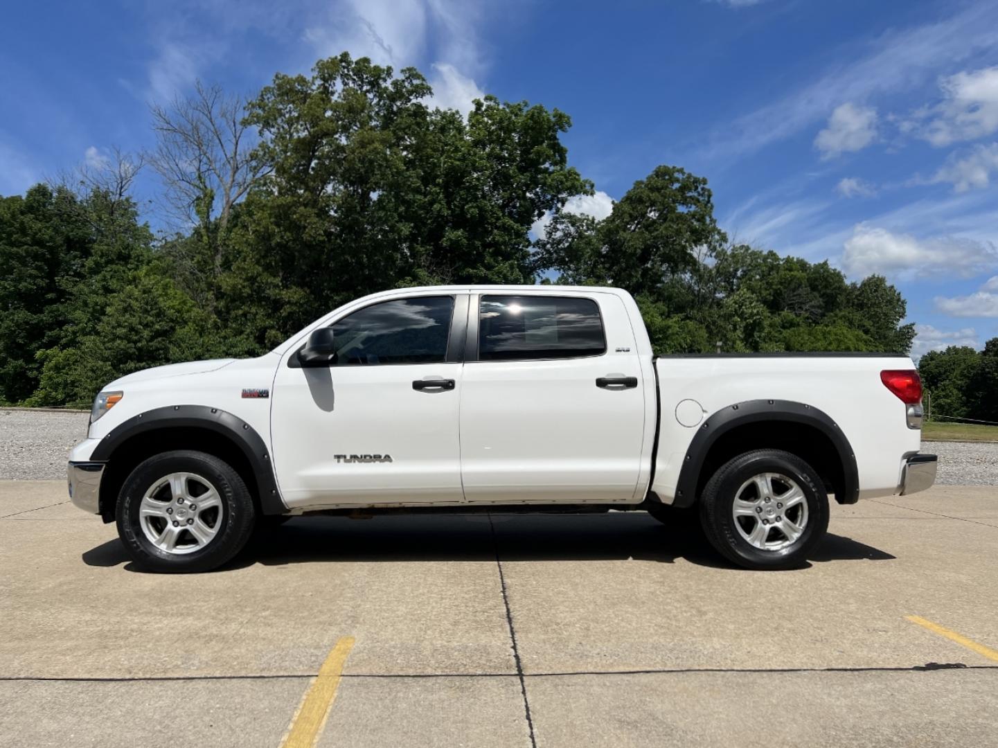 2008 WHITE /Tan Cloth Toyota Tundra SR5 CrewMax 5.7L 4WD (5TFDV54108X) with an 5.7L V8 engine, Automatic transmission, located at 2990 Old Orchard Rd., Jackson, MO, 63755, 37.354214, -89.612106 - 2008 Toyota Tundra SR5 122xxx miles 4x4 5.7L V8 Automatic Navigation Power Driver Seat Cruise Power Windows/Locks/Mirrors We have financing available and we accept trades! Fill out a credit application on our website or come by today! If you have any questions, give us a call at (573) 204- - Photo#6