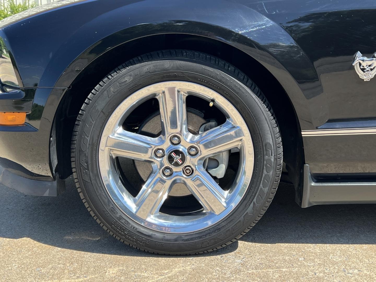 2009 BLACK /Black Cloth Ford Mustang V6 Coupe (1ZVHT80N695) with an 4.0L V6 engine, Automatic transmission, located at 2990 Old Orchard Rd., Jackson, MO, 63755, 37.354214, -89.612106 - 2009 Ford Mustang V6 Deluxe Local 1-Owner Only 65xxx miles Rear Wheel Drive 4.0L V6 Automatic Power Driver Seat Cruise Power Windows/Locks/Mirrors We have financing available and we accept trades! Fill out a credit application on our website or come by today! If you have any questions, giv - Photo#28