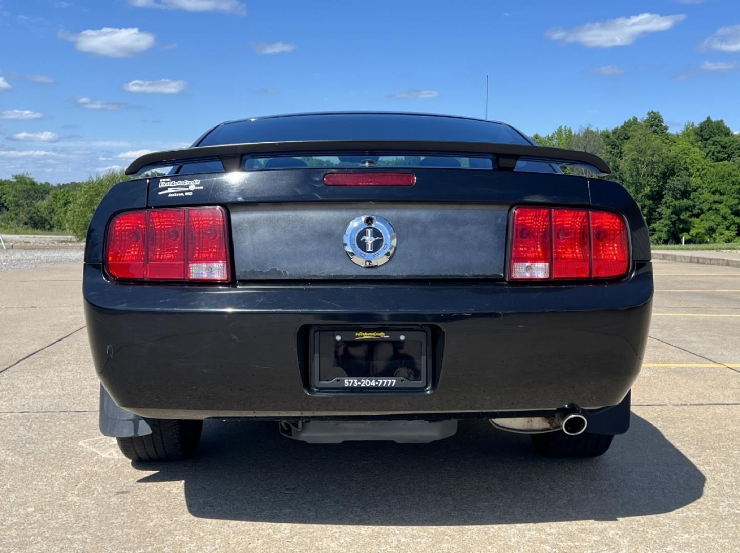 2009 BLACK /Black Cloth Ford Mustang V6 Coupe (1ZVHT80N695) with an 4.0L V6 engine, Automatic transmission, located at 2990 Old Orchard Rd., Jackson, MO, 63755, 37.354214, -89.612106 - 2009 Ford Mustang V6 Deluxe Local 1-Owner Only 65xxx miles Rear Wheel Drive 4.0L V6 Automatic Power Driver Seat Cruise Power Windows/Locks/Mirrors We have financing available and we accept trades! Fill out a credit application on our website or come by today! If you have any questions, giv - Photo#8